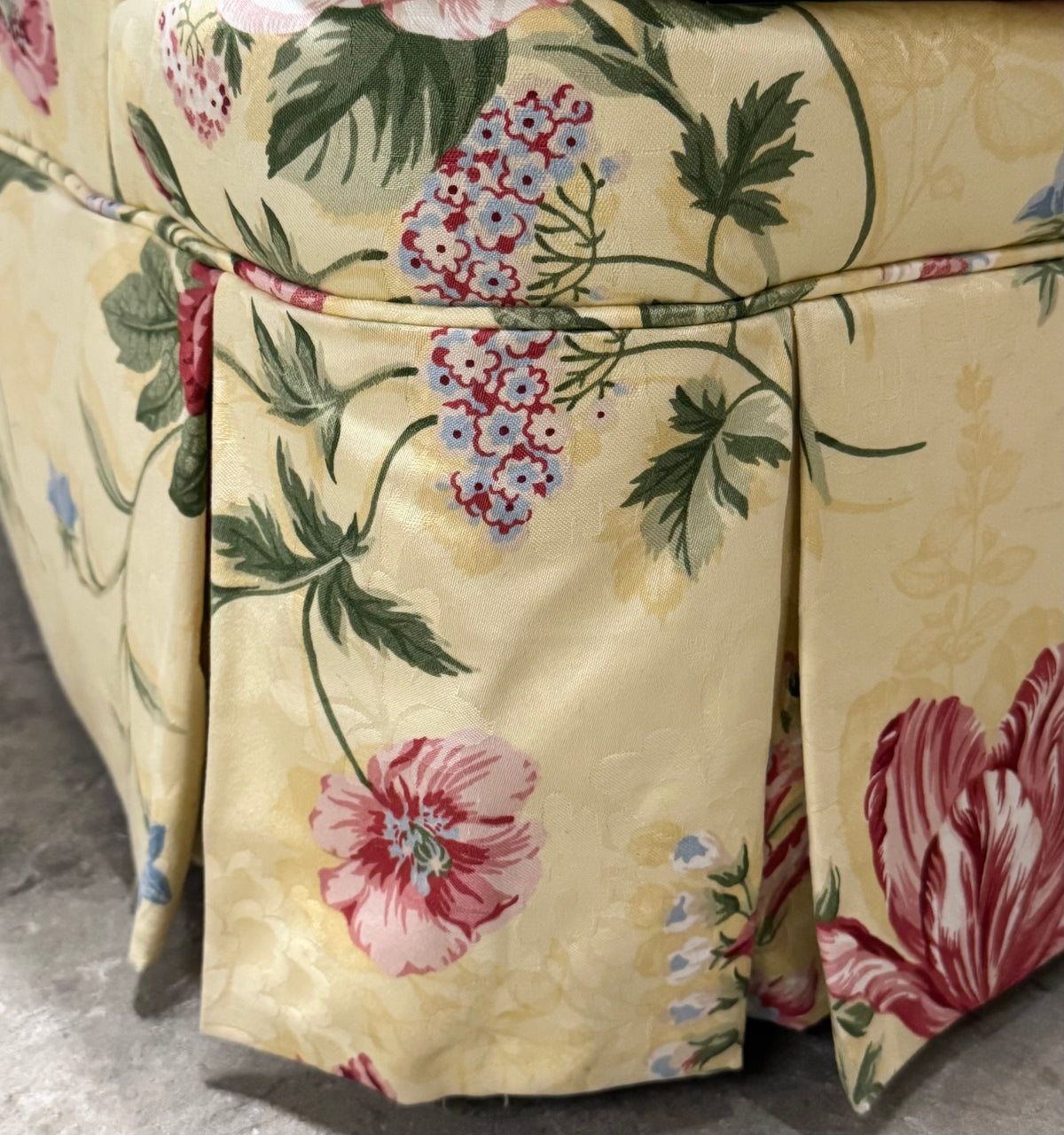 ETHAN ALLEN Yellow Floral Swivel Chair