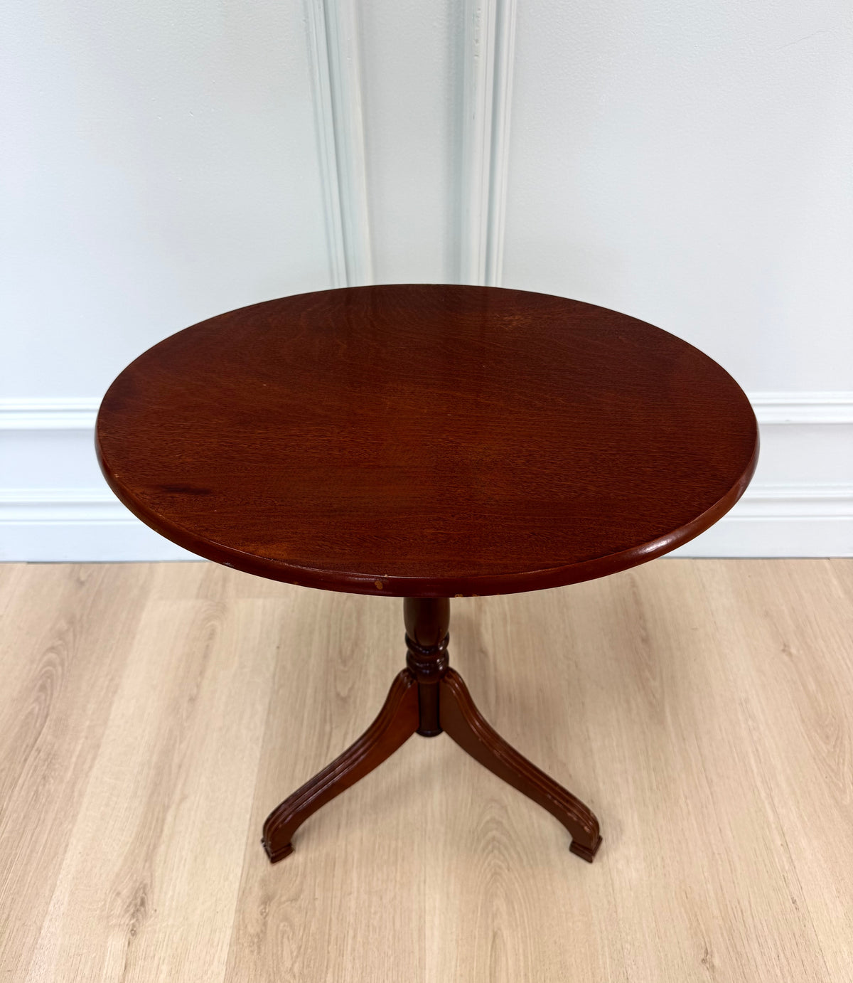 BOMBAY Oval Tilt-top Side Table