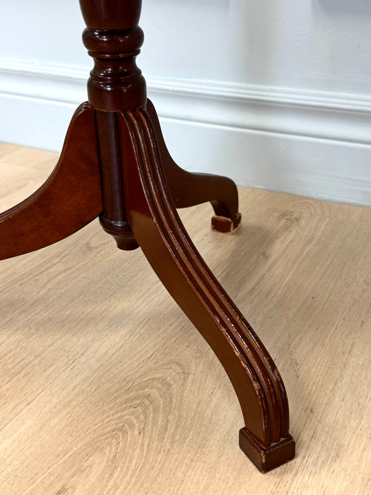 BOMBAY Oval Tilt-top Side Table
