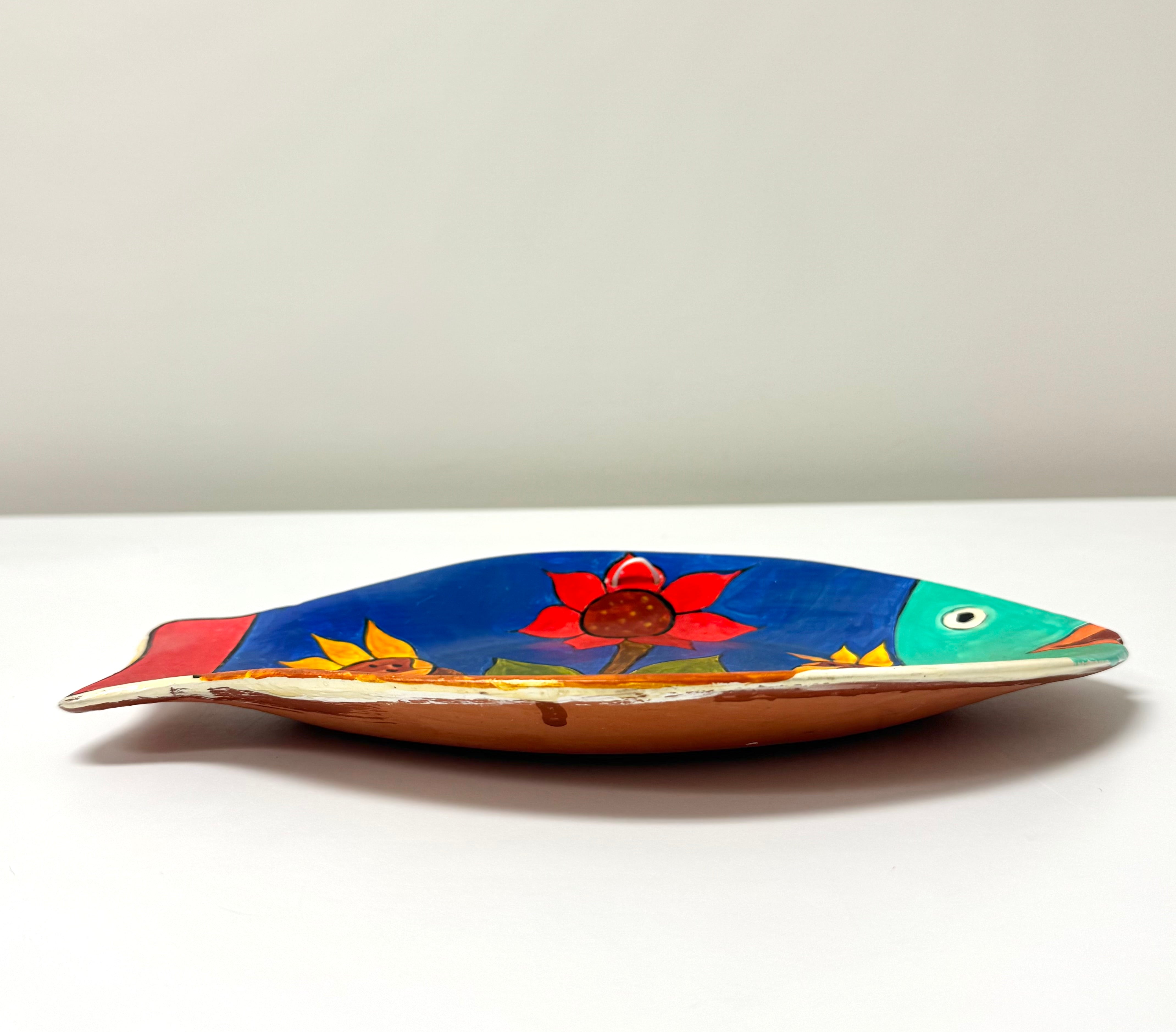 Hand-painted Terracotta Fish Plate