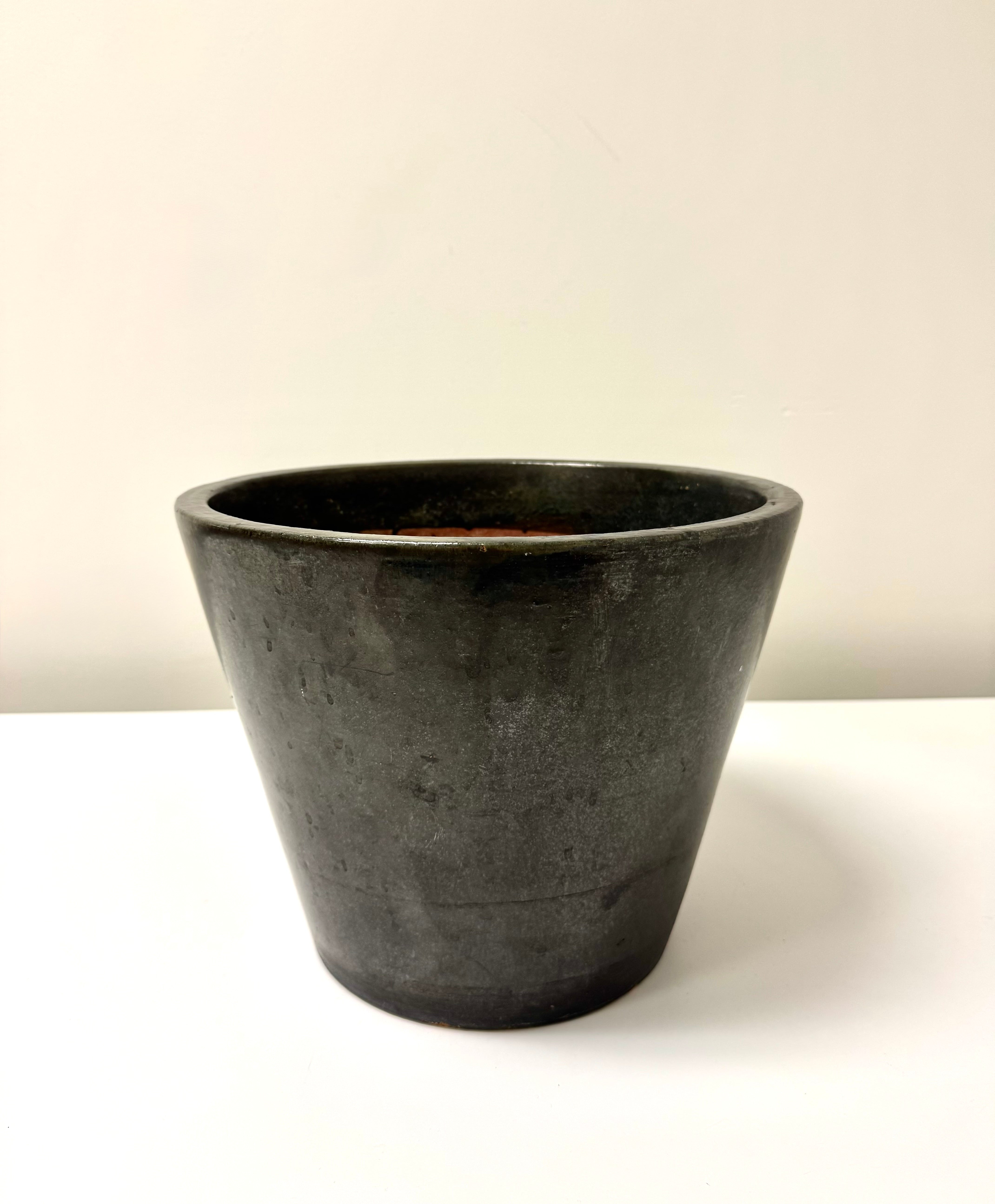 Dark Bronze Terracotta Plant Pot