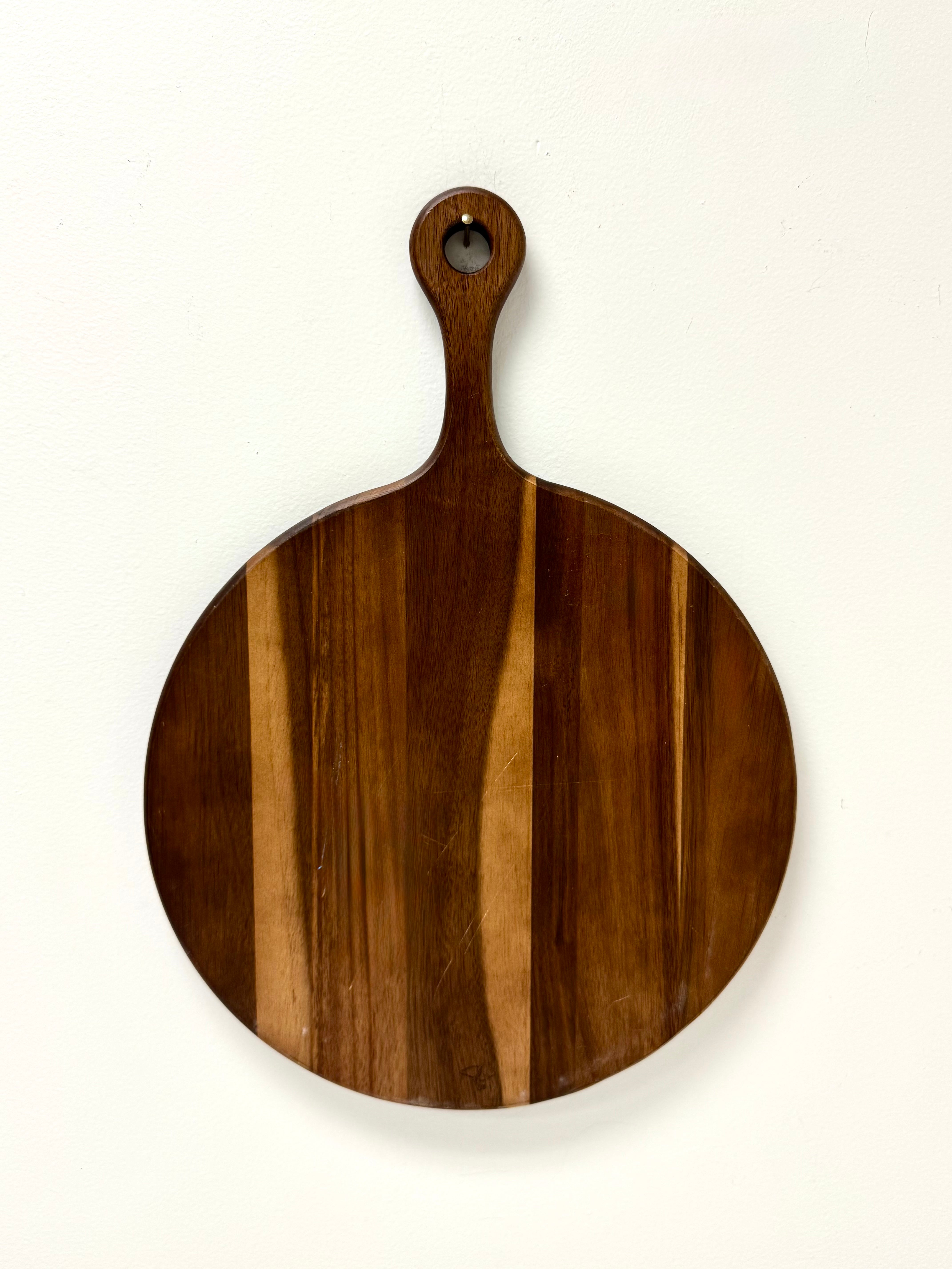 Wooden Paddle Cutting Board