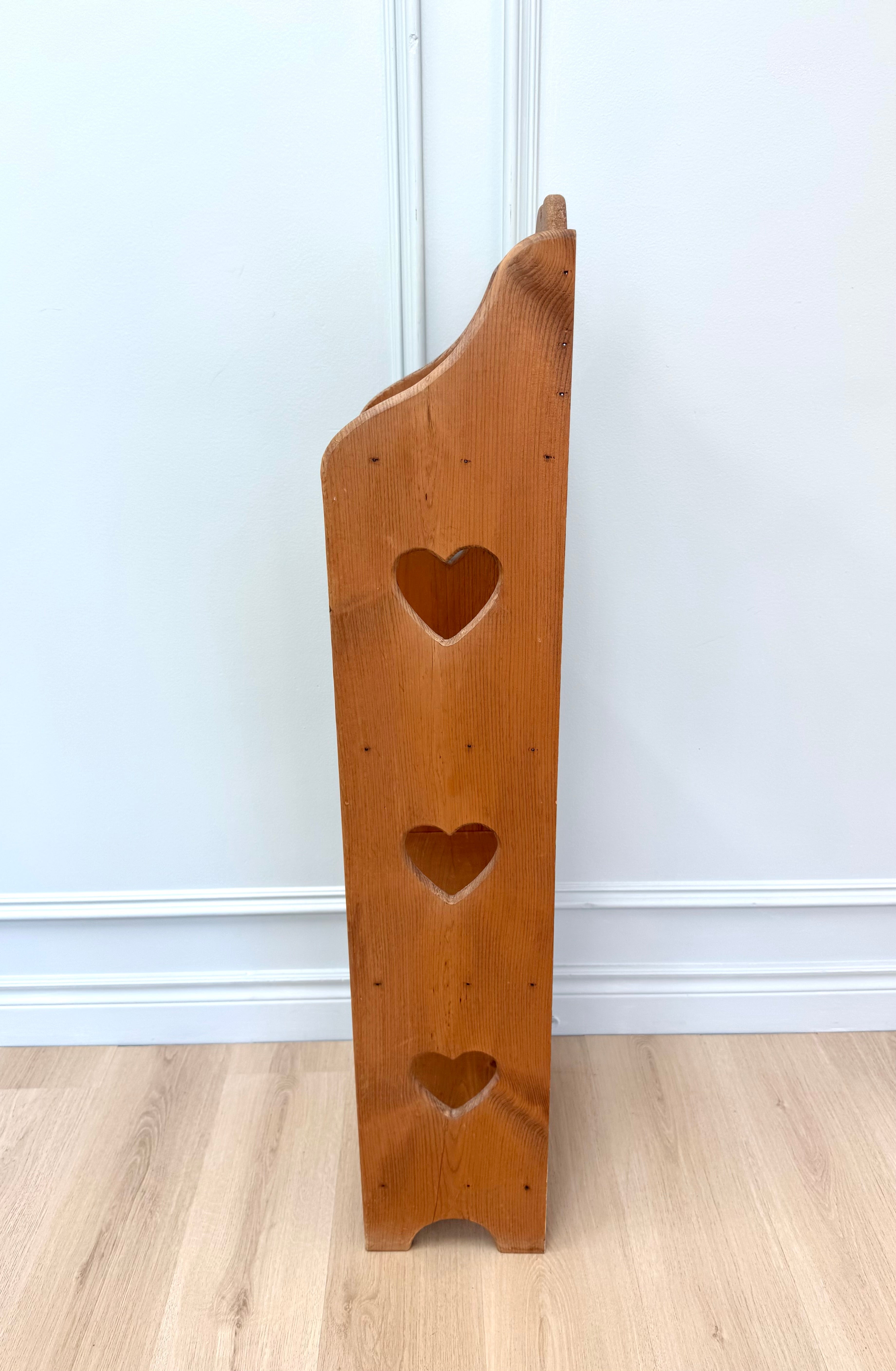 Vintage Wooden Heart Shelf