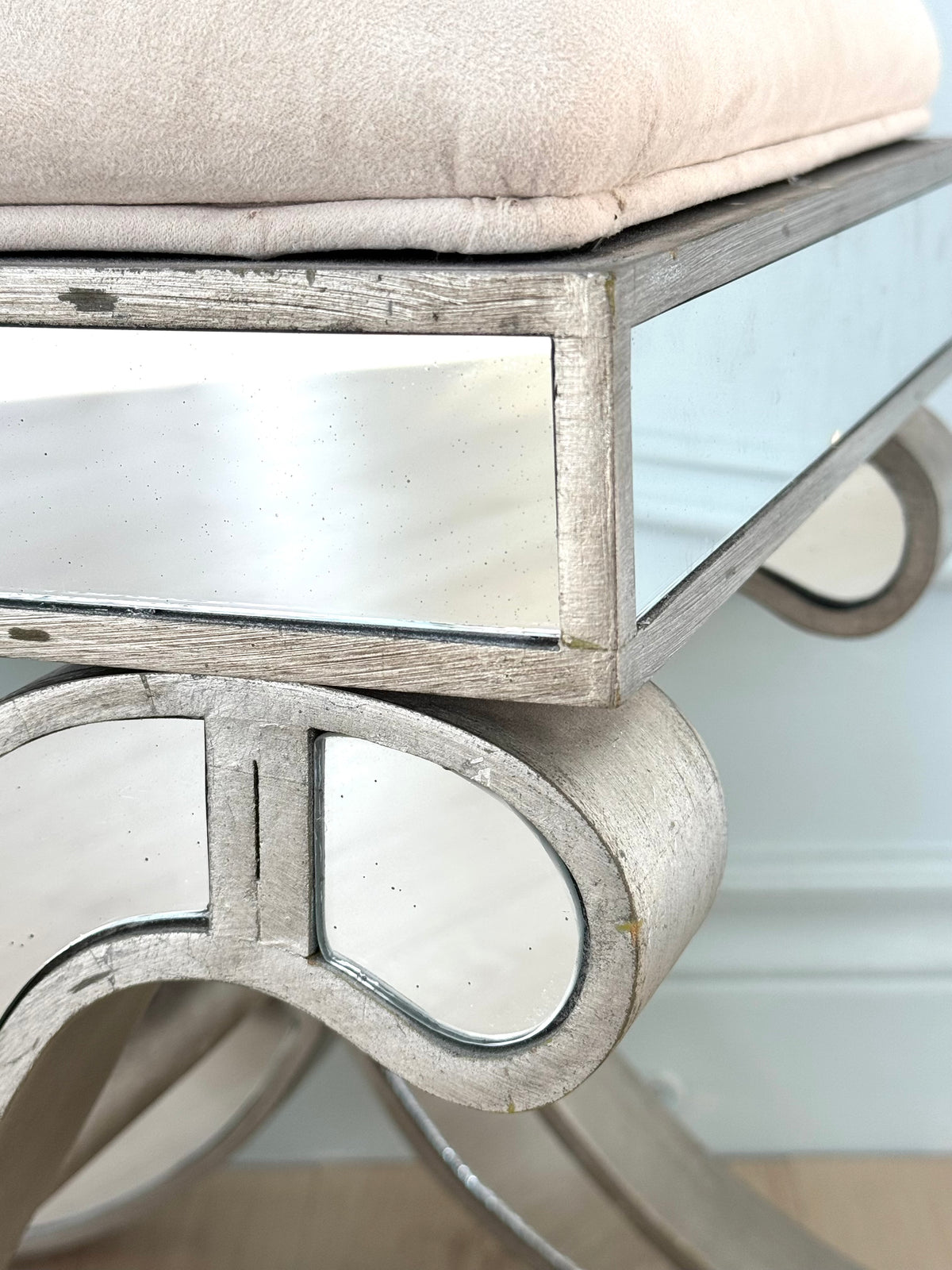 Mirrored X-leg Small Bench