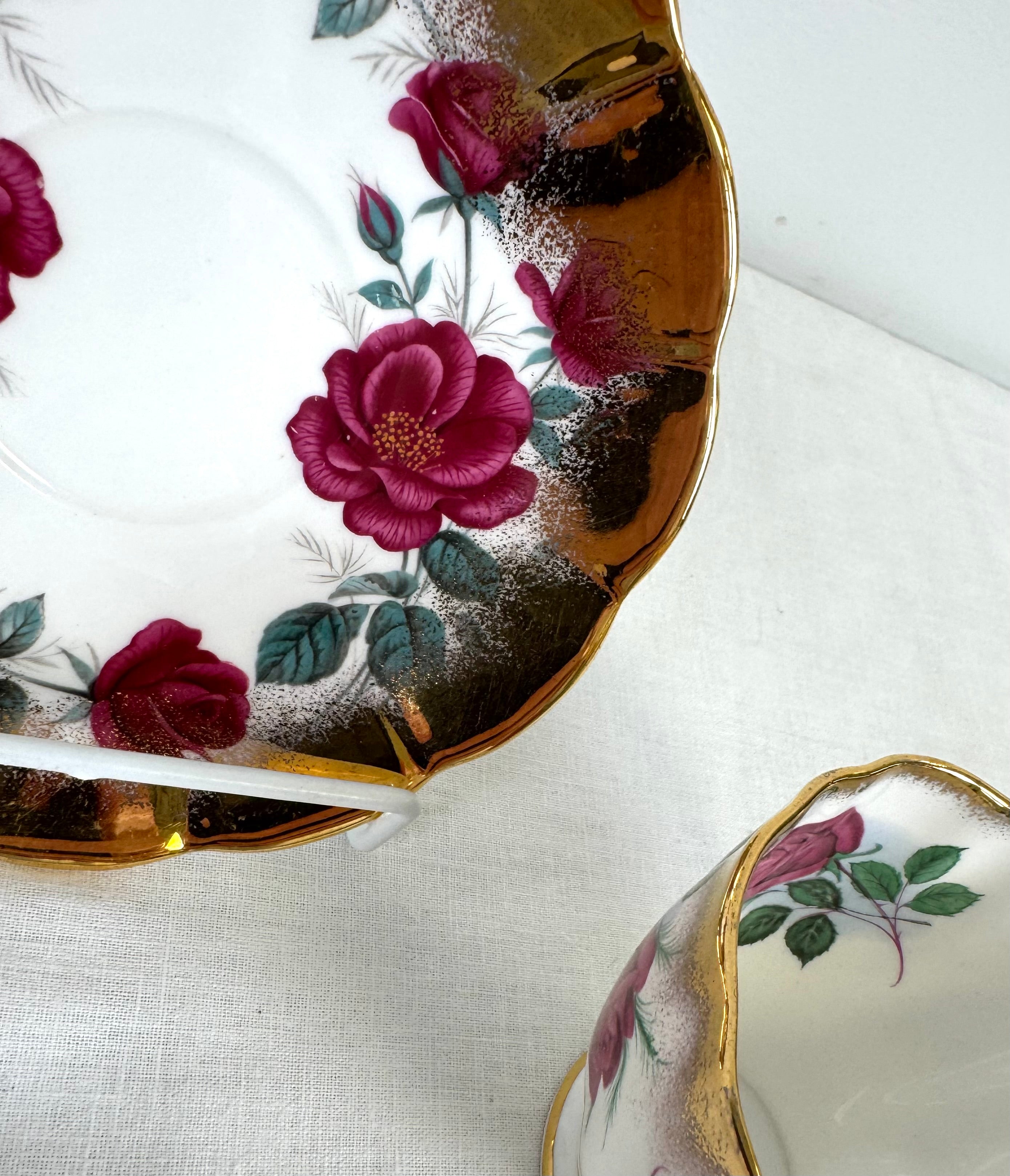 STRATFORD Red Roses Cup & Saucer