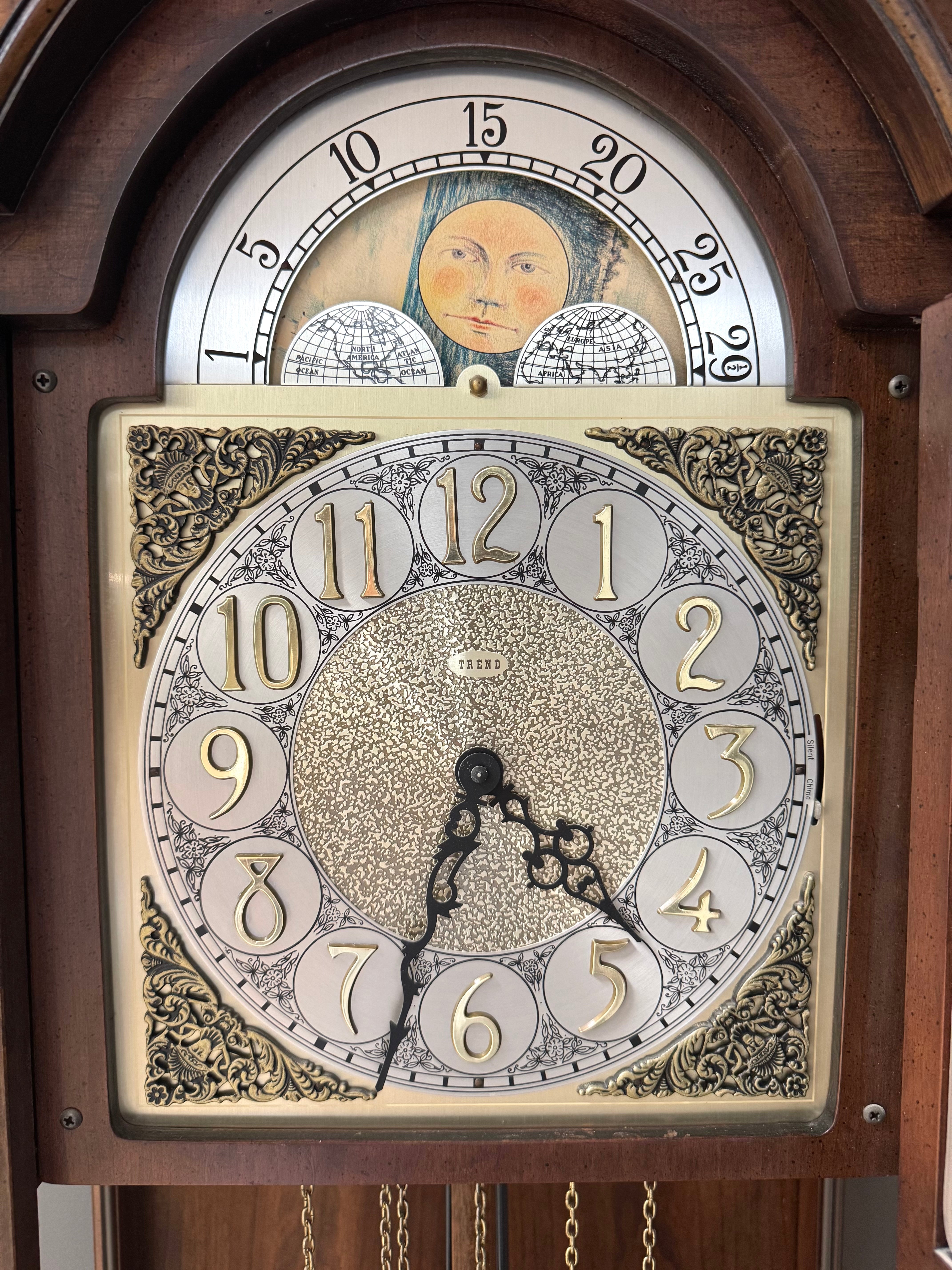 TREND Grandfather Clock