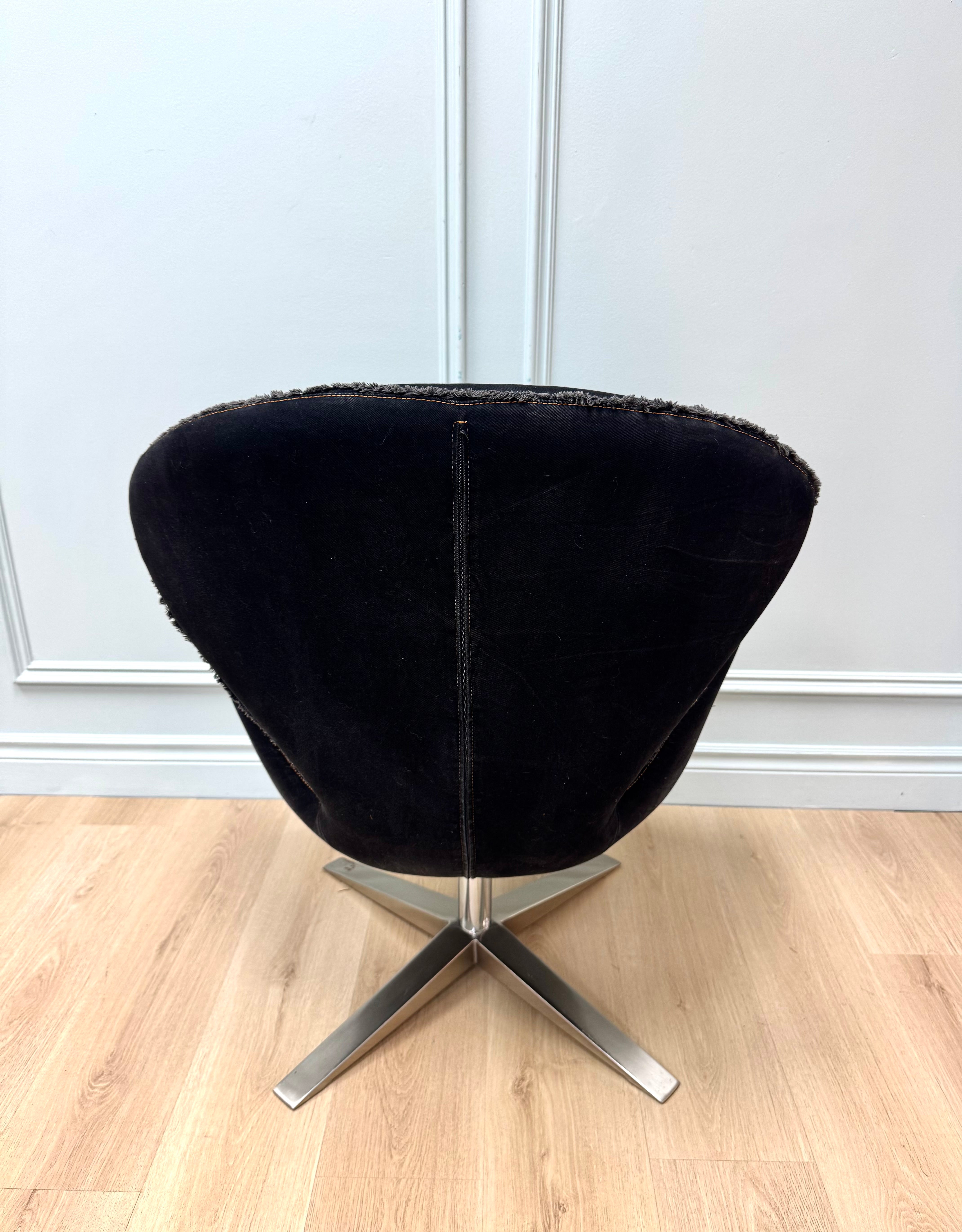 Black Canvas Swan Chair