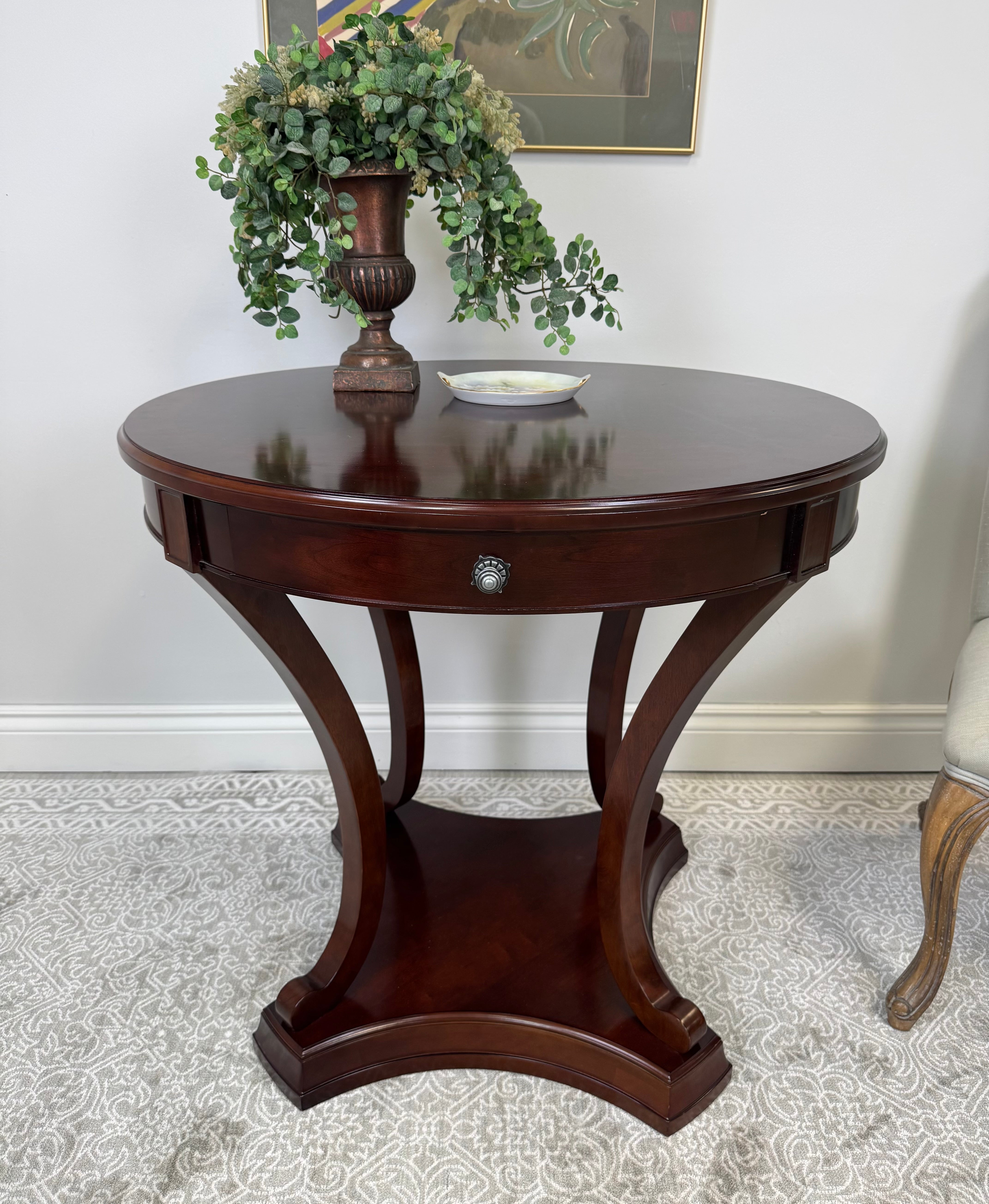 BOMBAY Hall Table