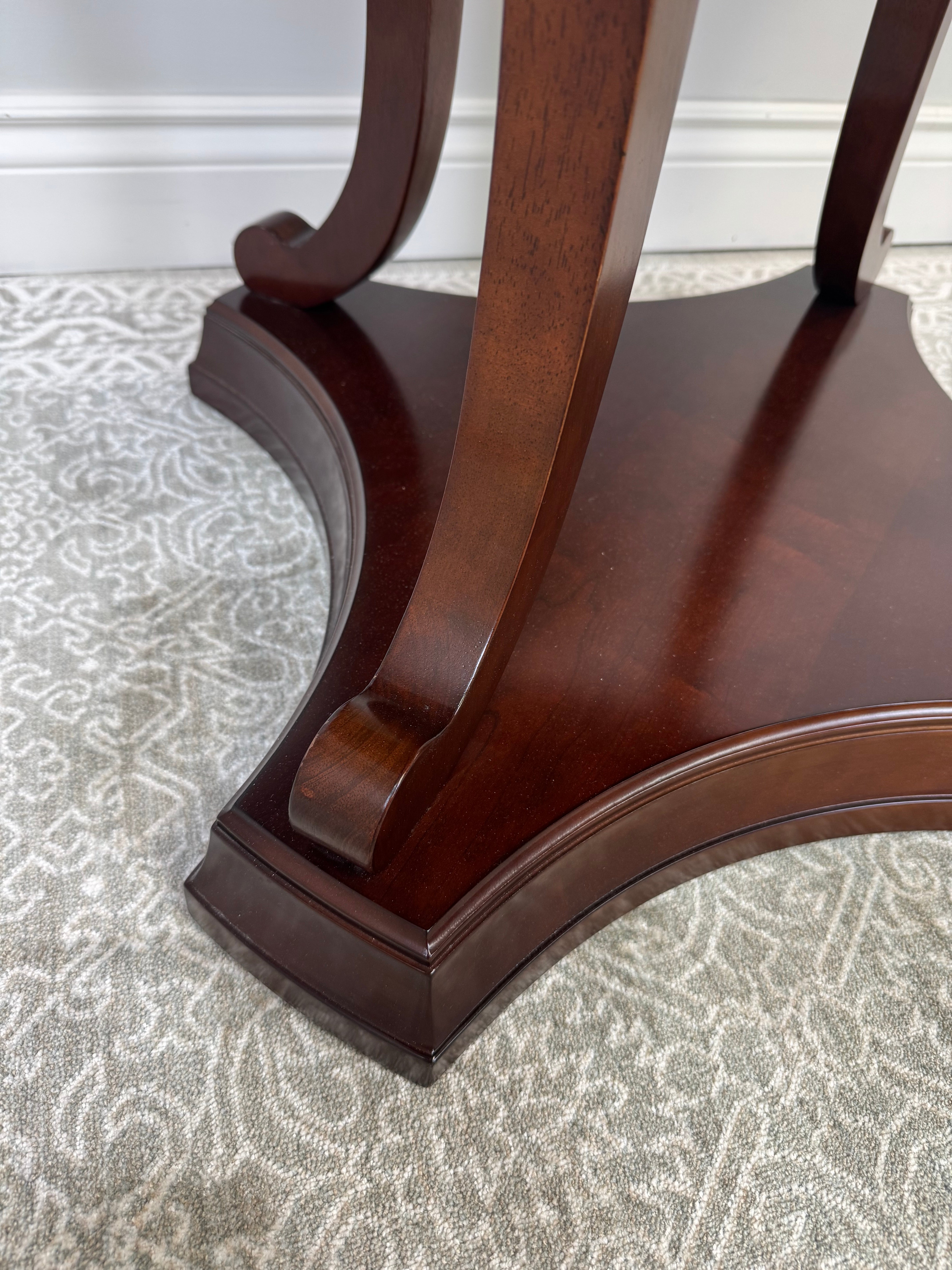 BOMBAY Hall Table