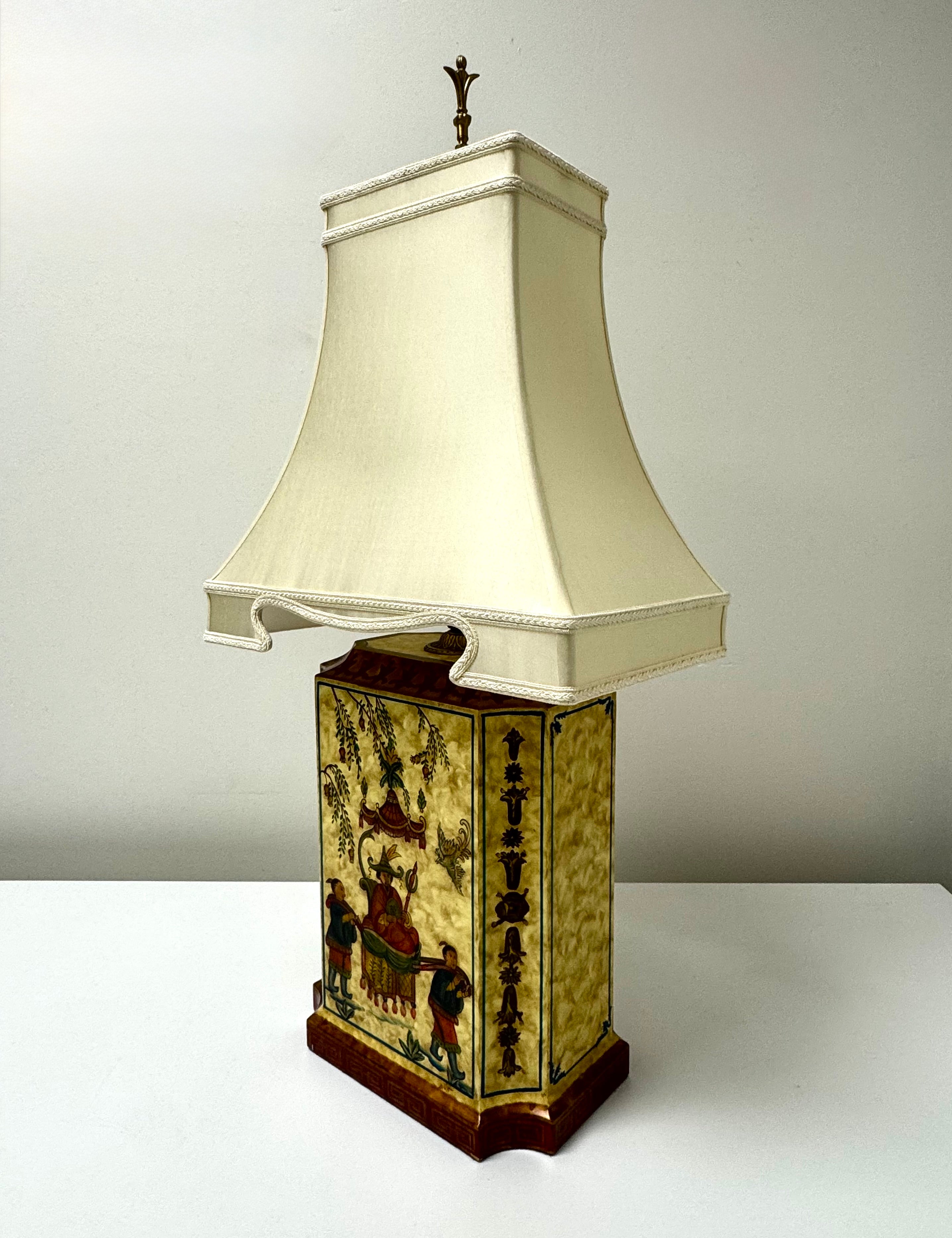 Vintage WILDWOOD Chinoiserie Lamp