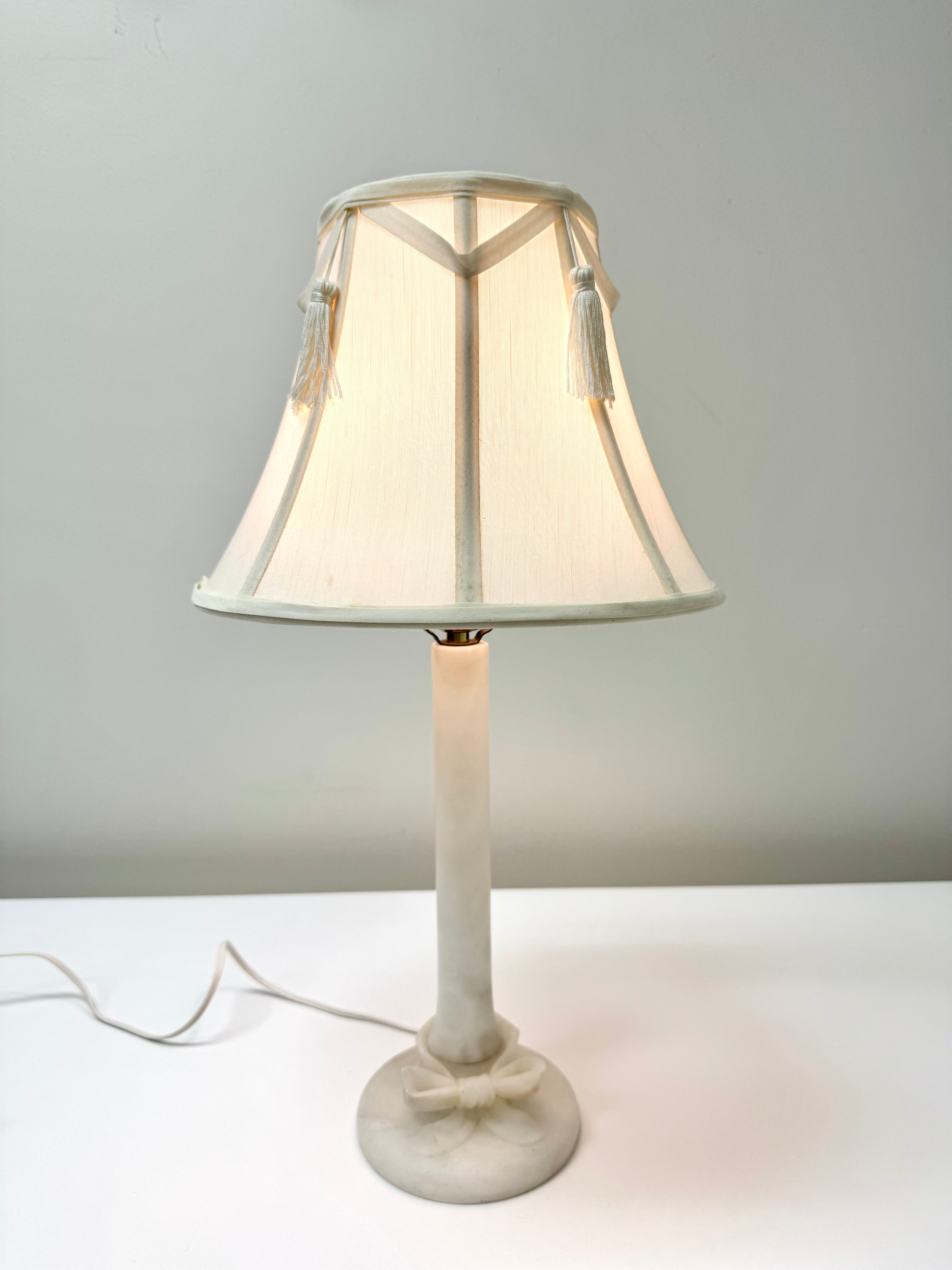 White Alabaster Bow Lamp