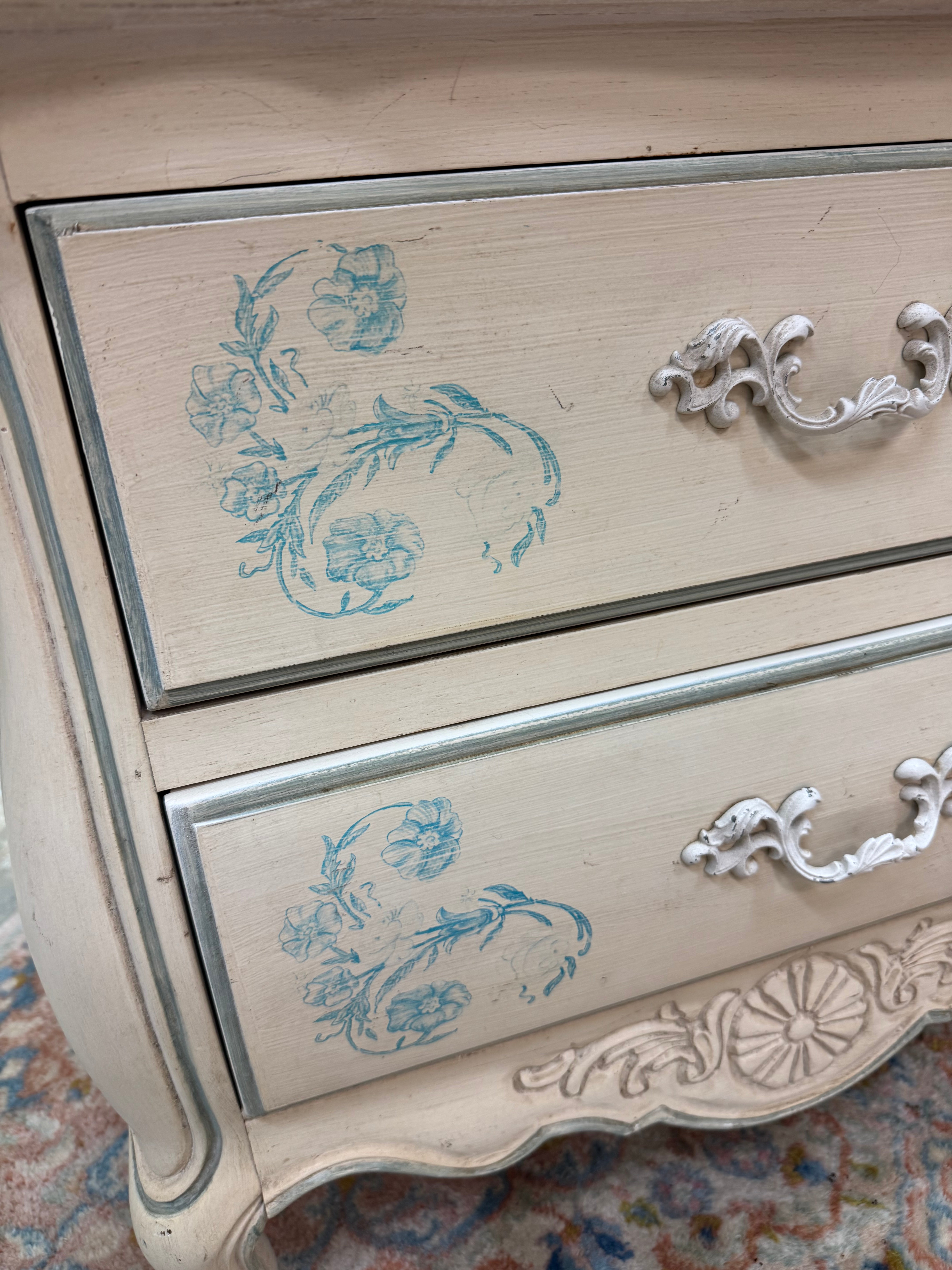 THOMASVILLE French Style Nightstand