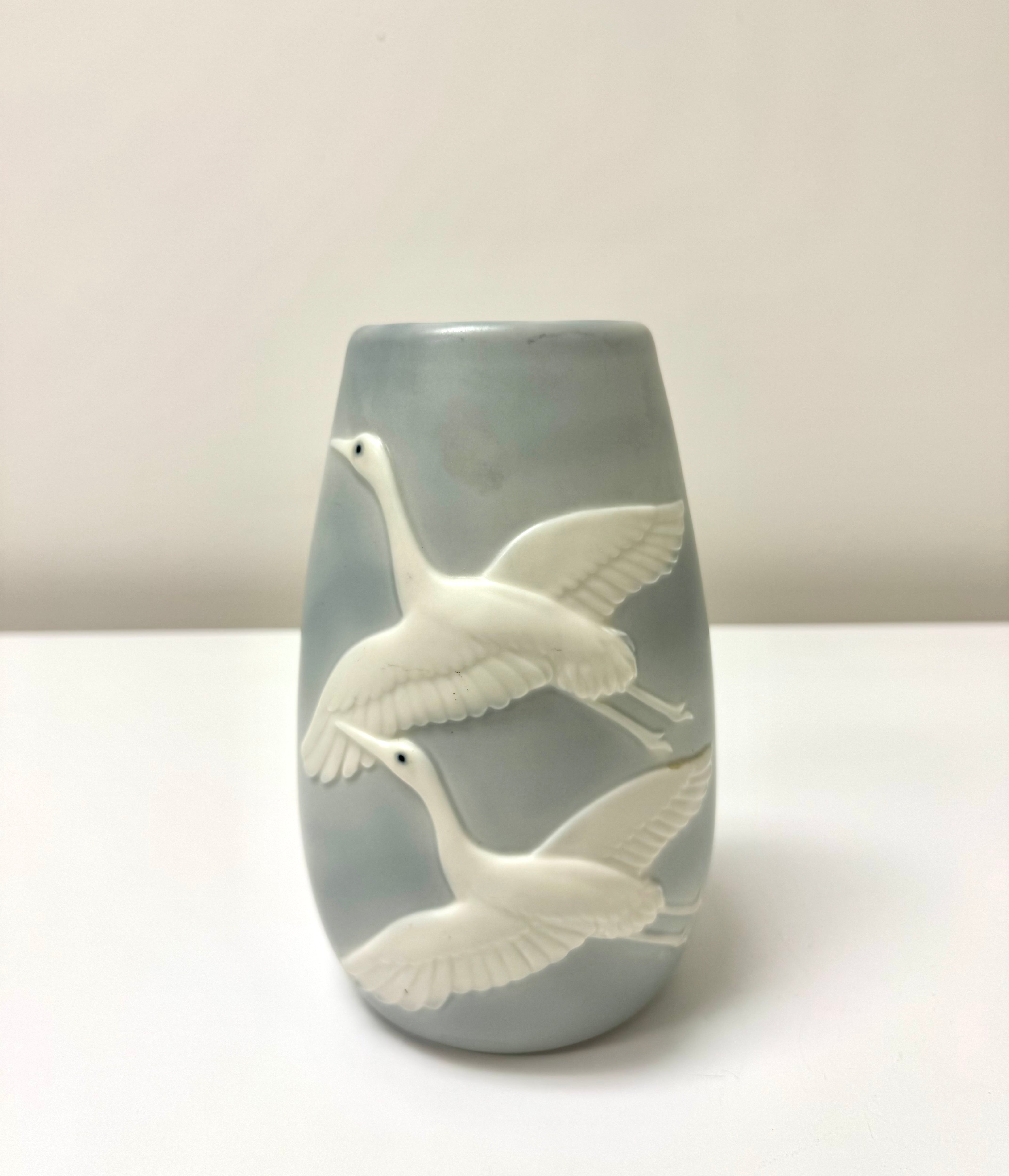 Vintage FITZ & FLOYD Light Blue Crane Vase