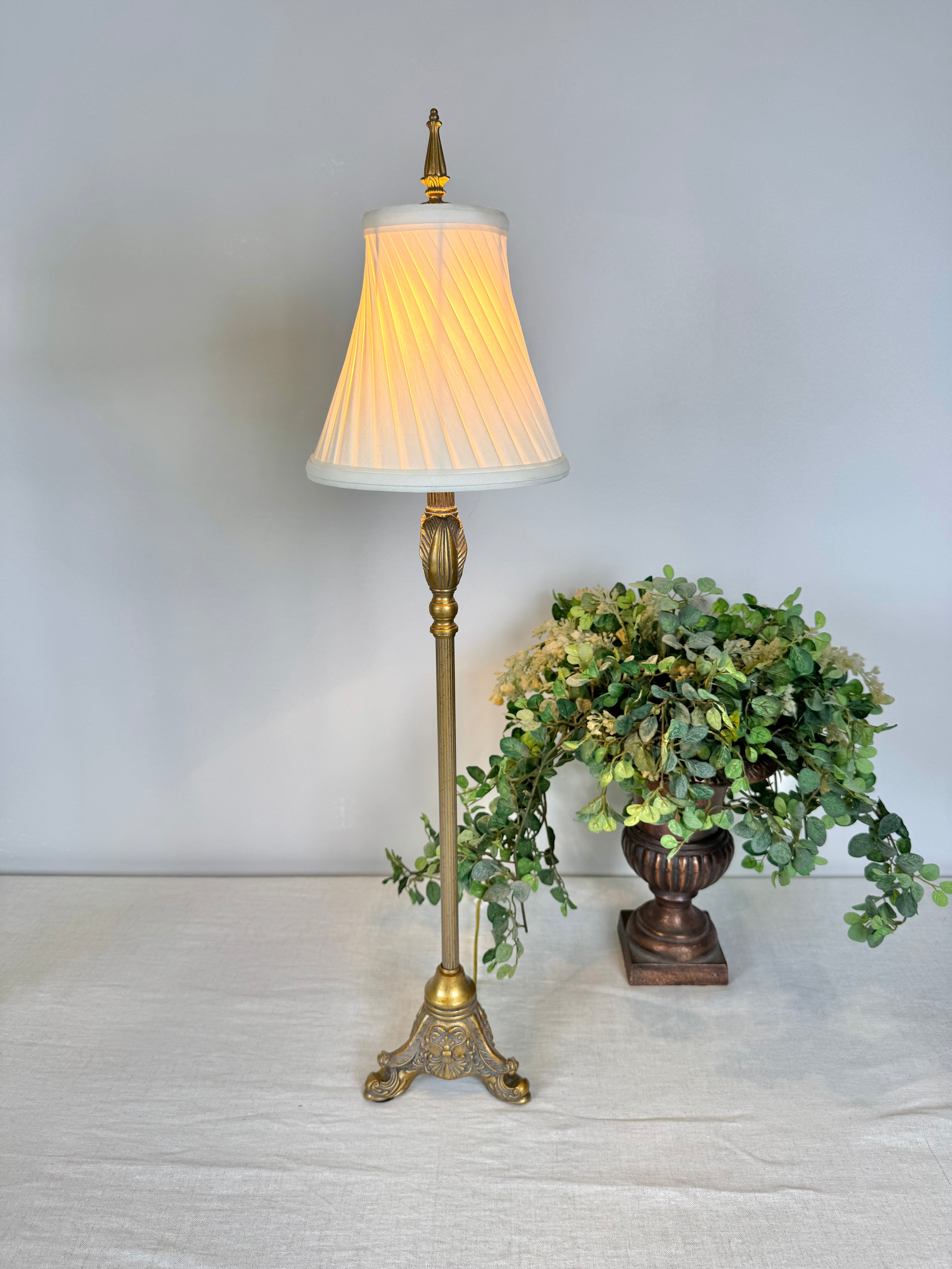 Antiqued Gold Scroll Leaf Buffet Lamp
