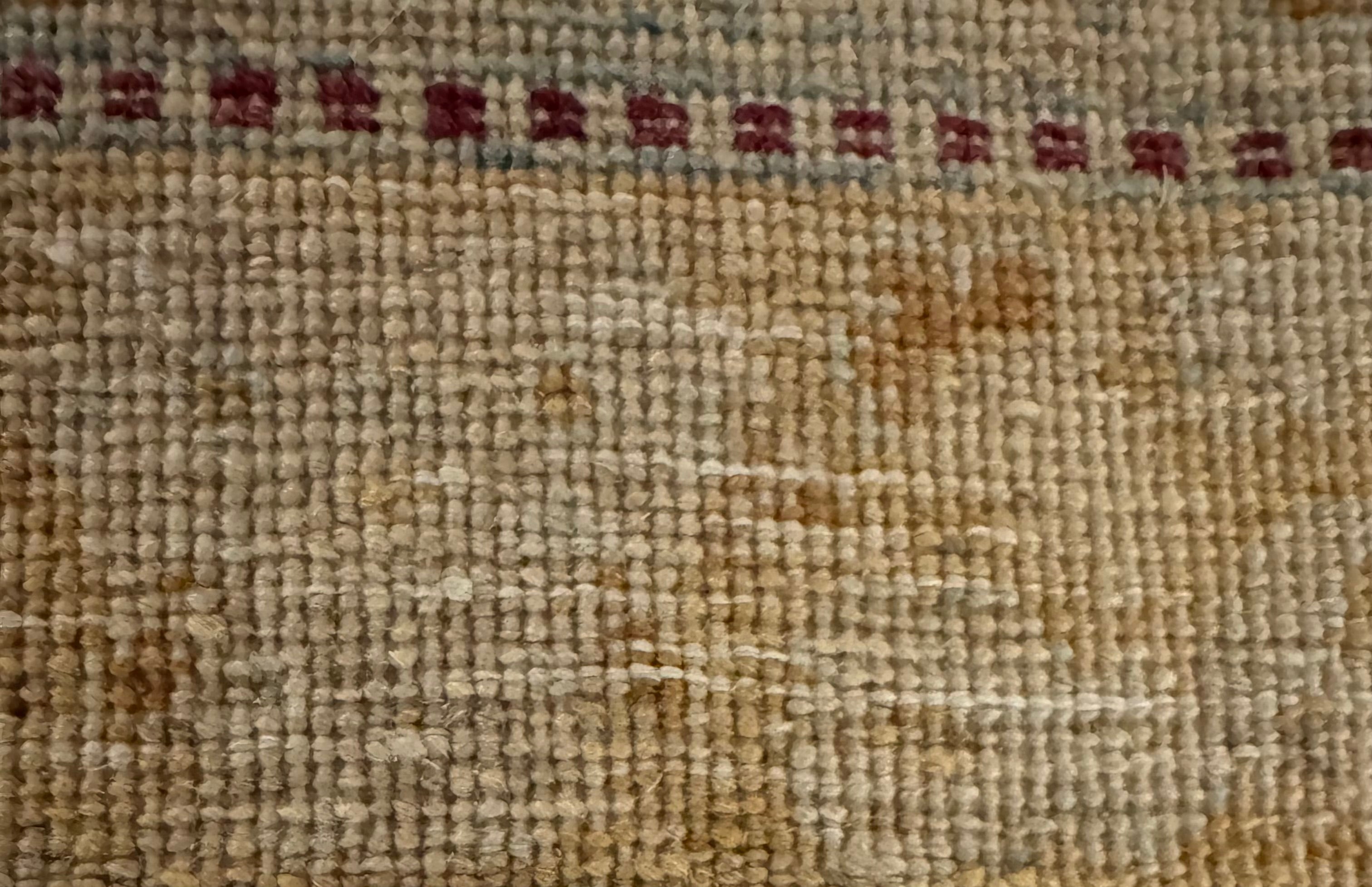ELTE Gold Antique Finish 9' x 18' Rug