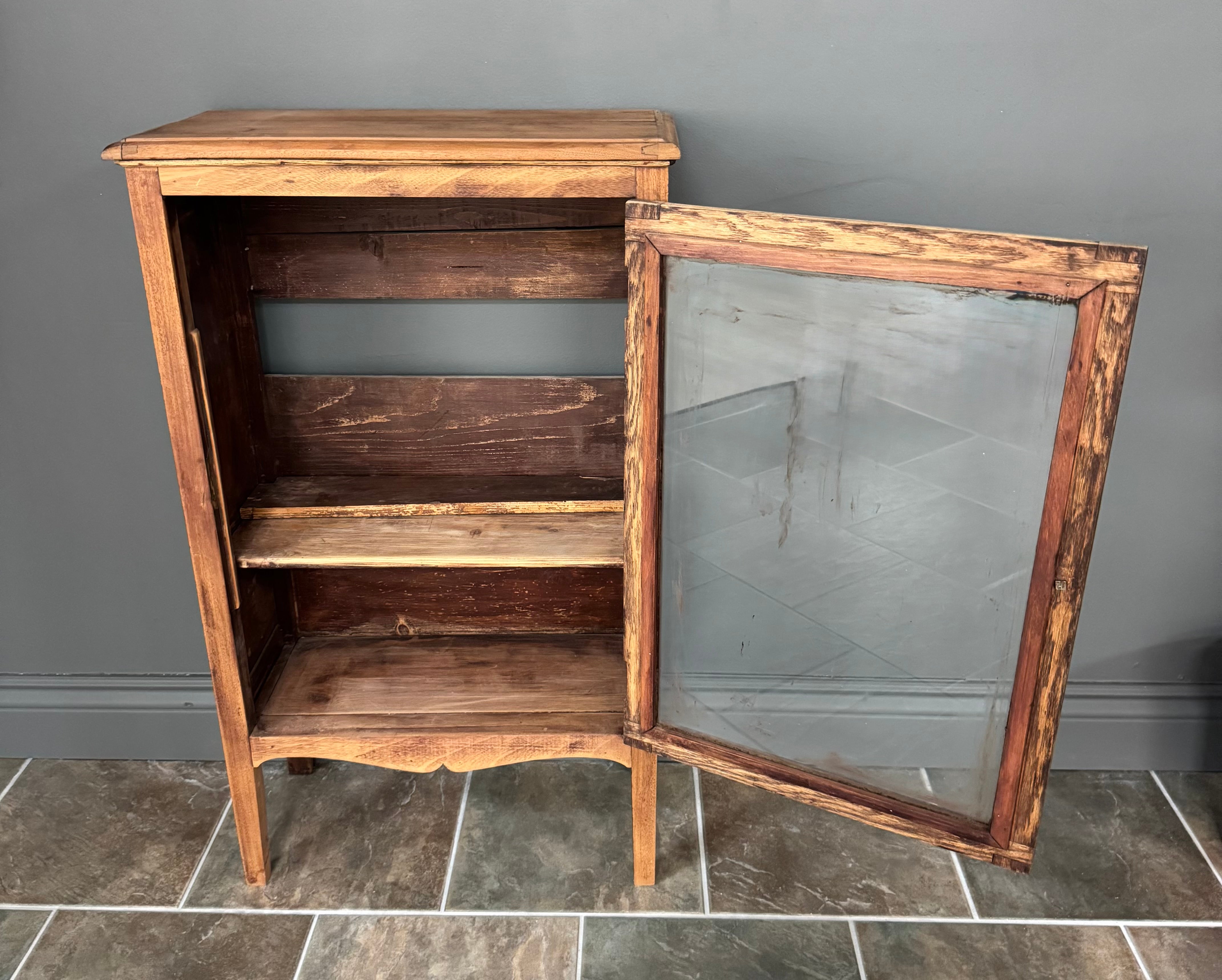 Raw Wood Glass-door Cabinet