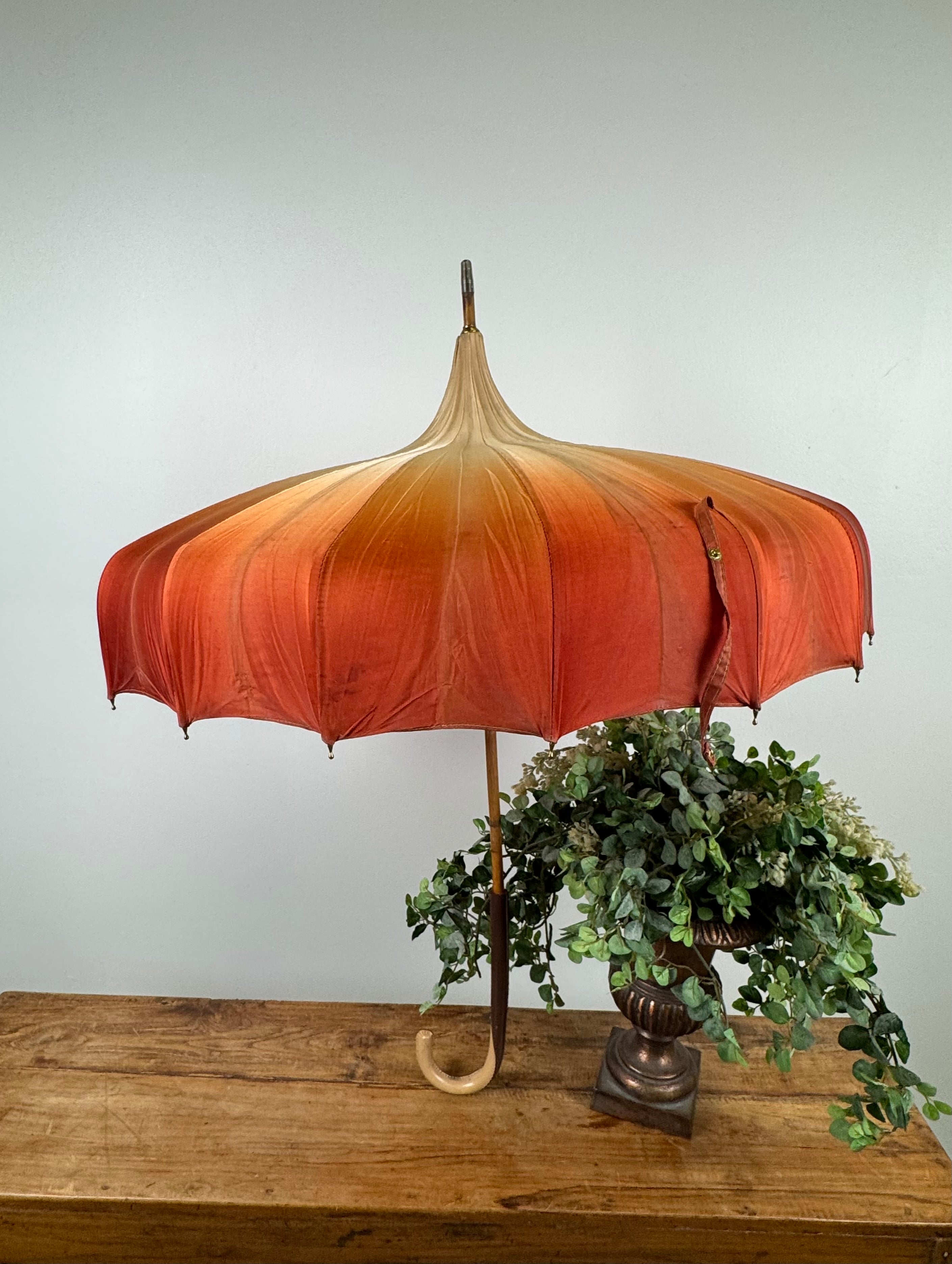 Vintage Ombre Parasol