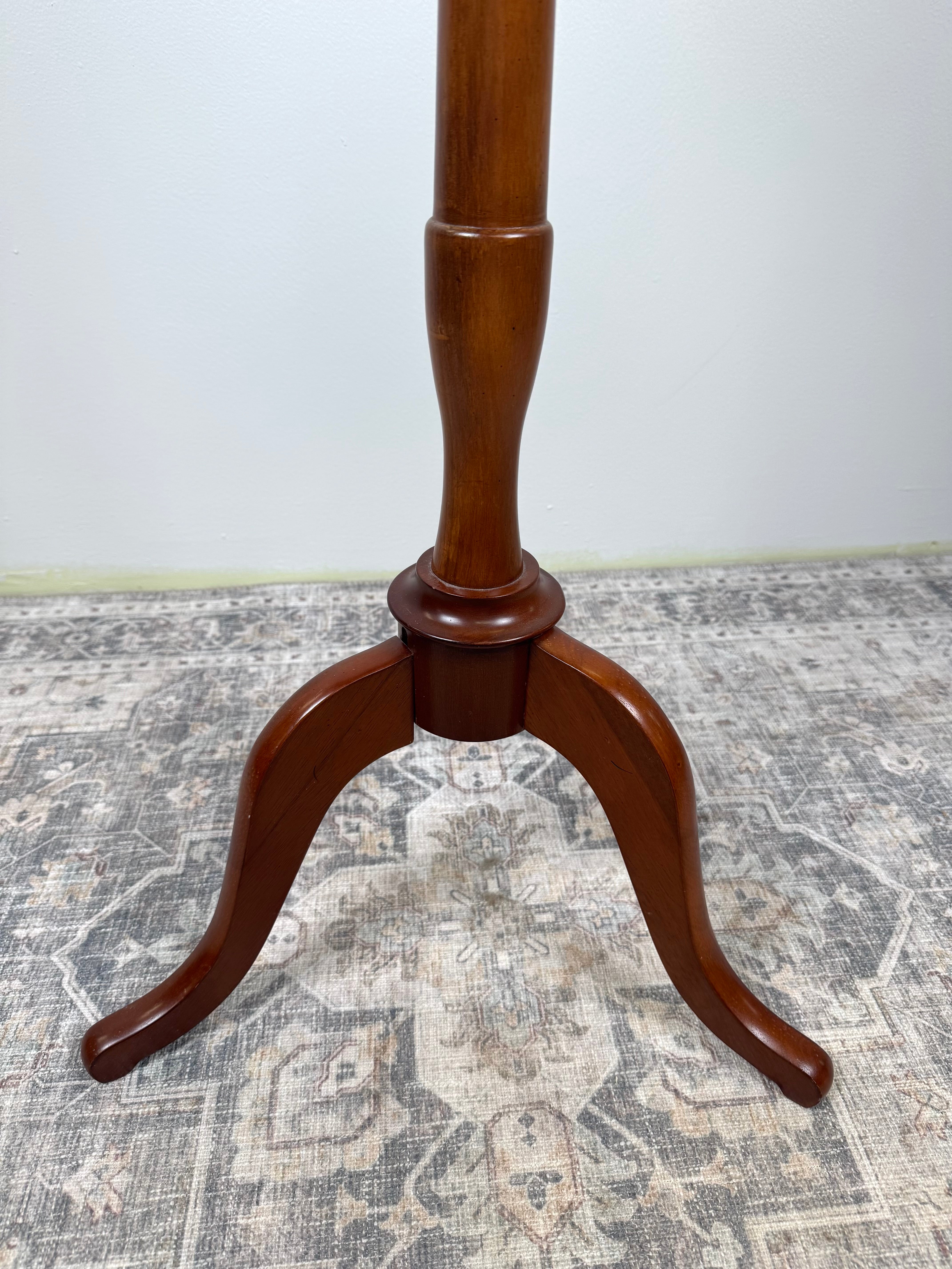 BOMBAY Ivory Dress Form