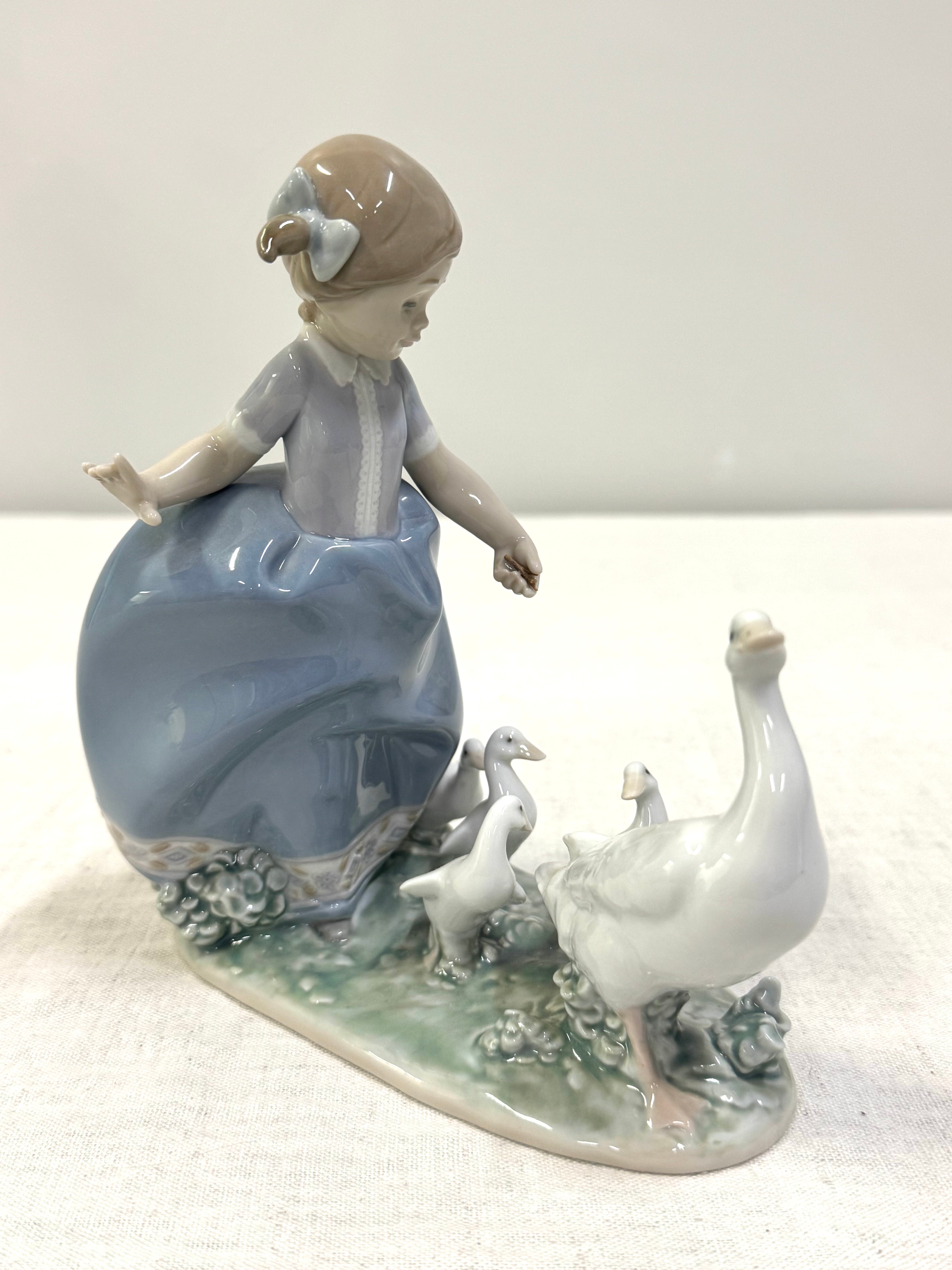 LLADRO 'Hurry Now' Figurine