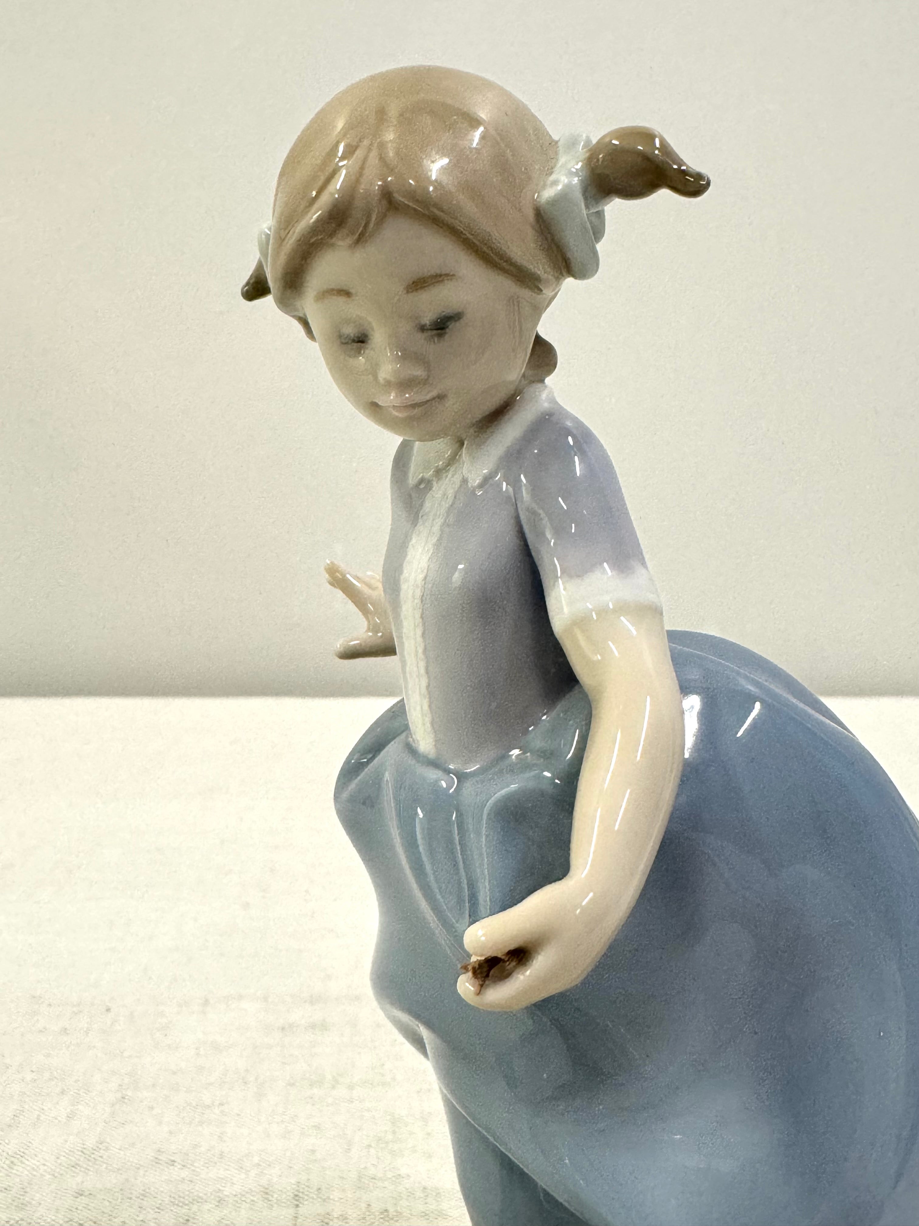 LLADRO 'Hurry Now' Figurine