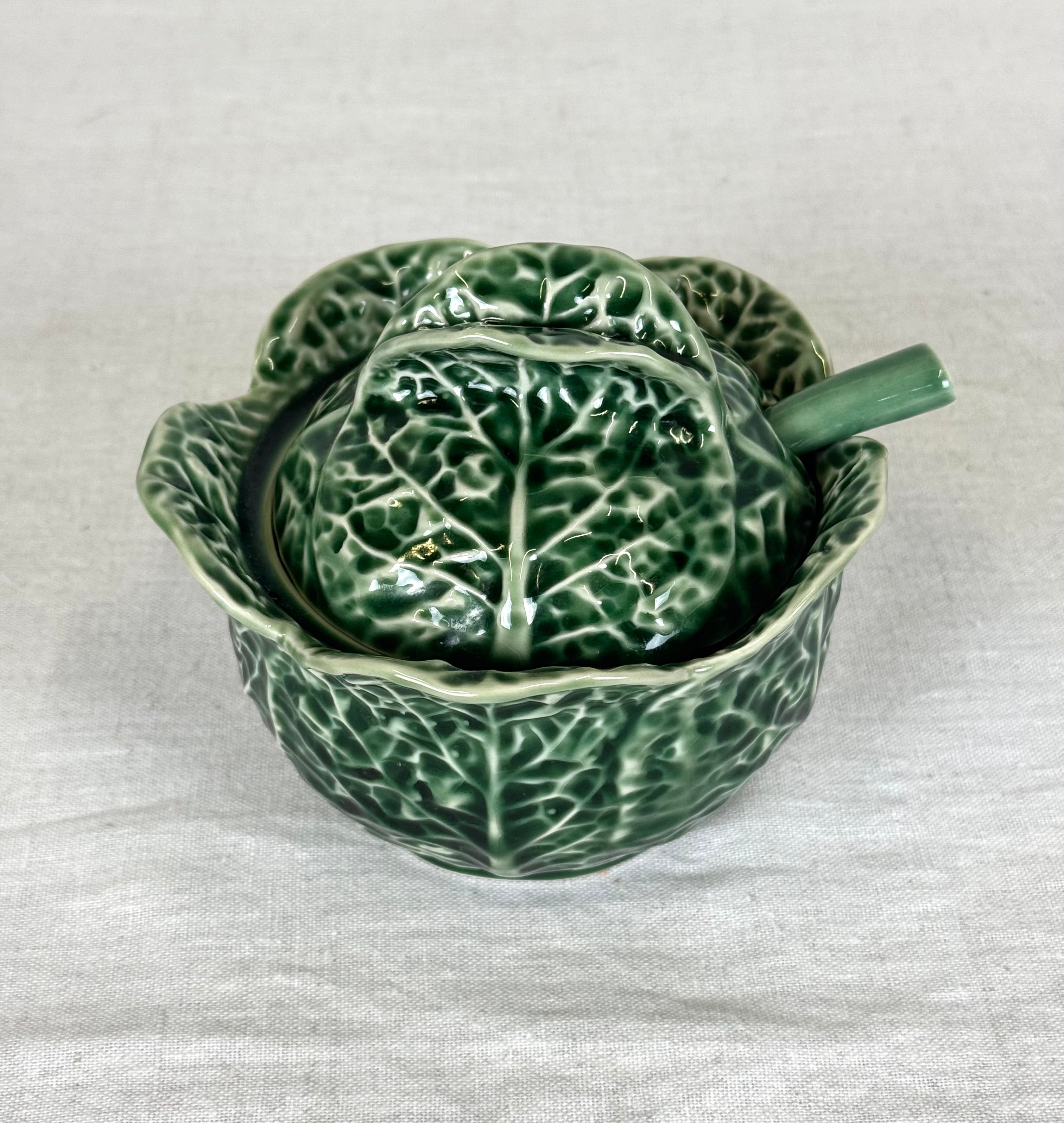 BORDALLO PINHEIRO Green Cabbage Leaf Condiment Jar