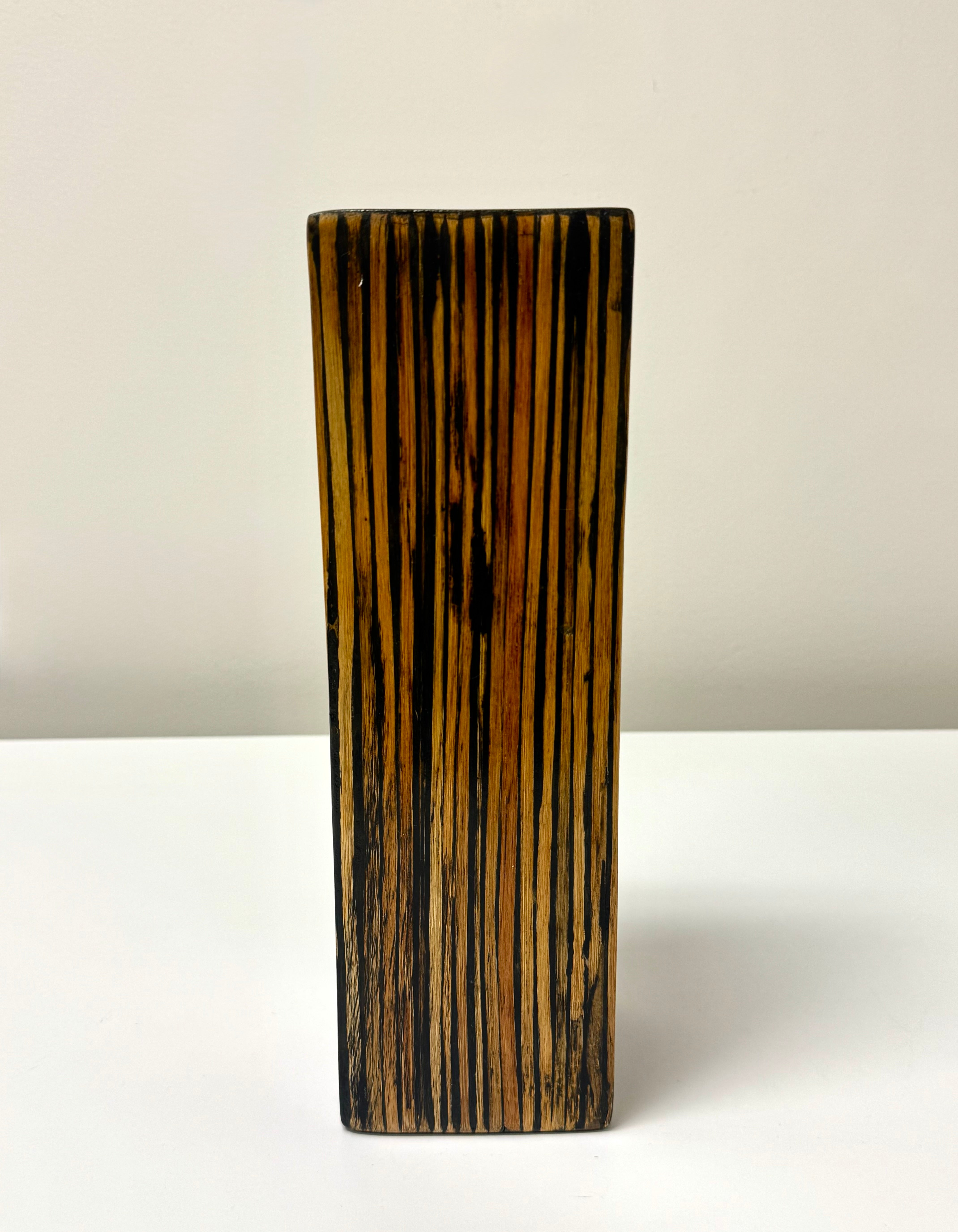 Ebano Vase