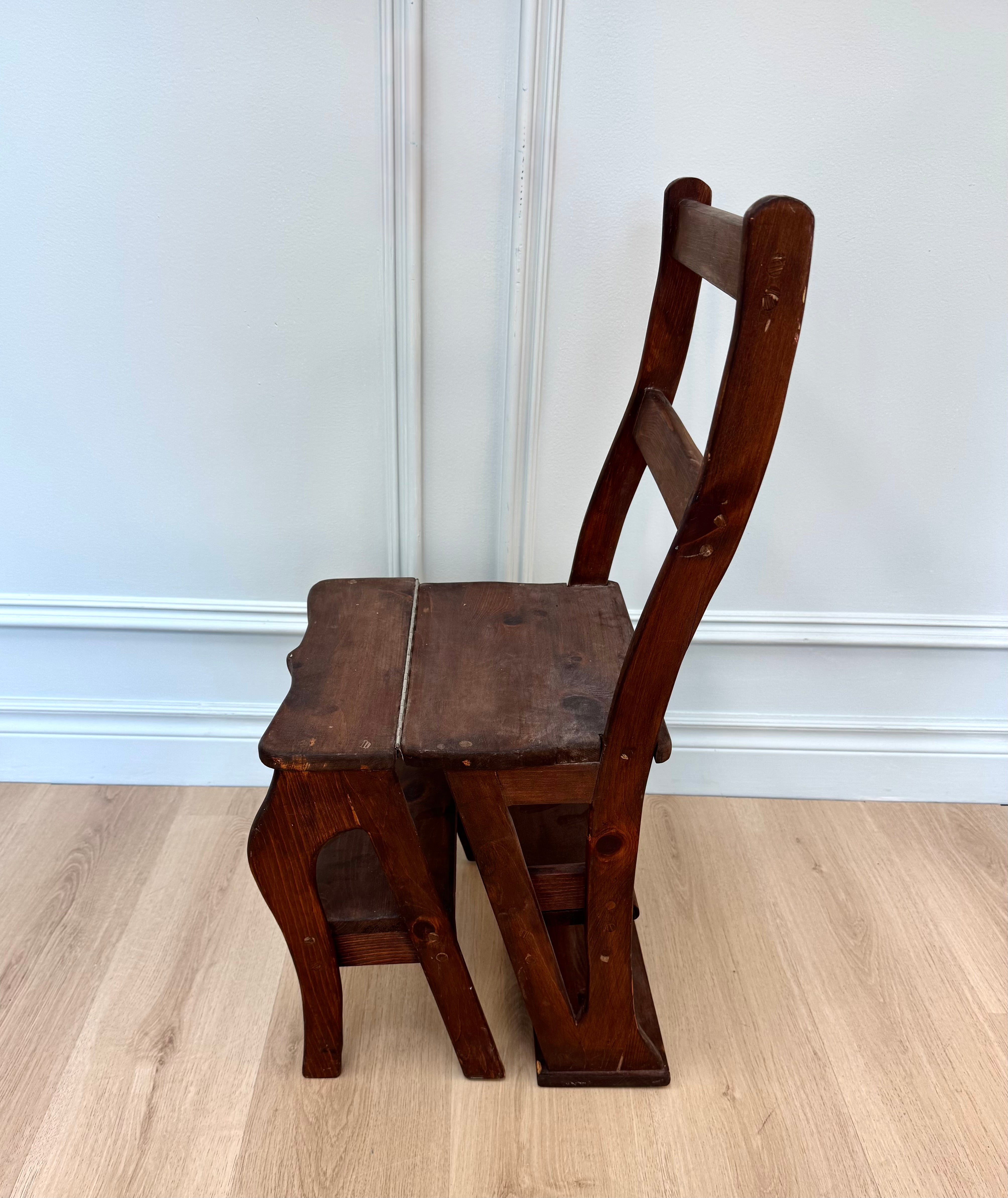 Vintage Dark Oak Metamorphic Library Chair