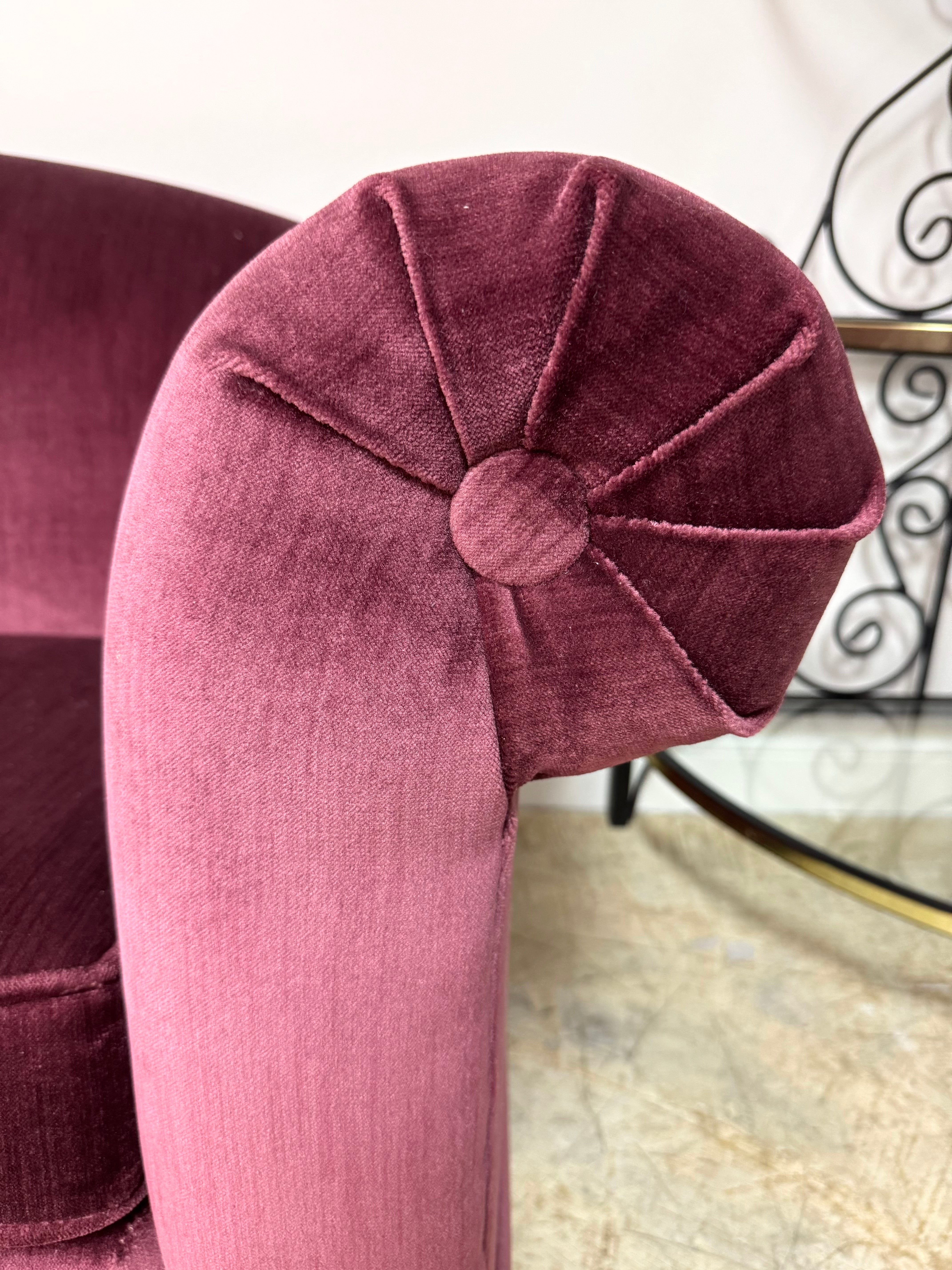 KROEHLER Rich Plum Velvet 88" Sofa