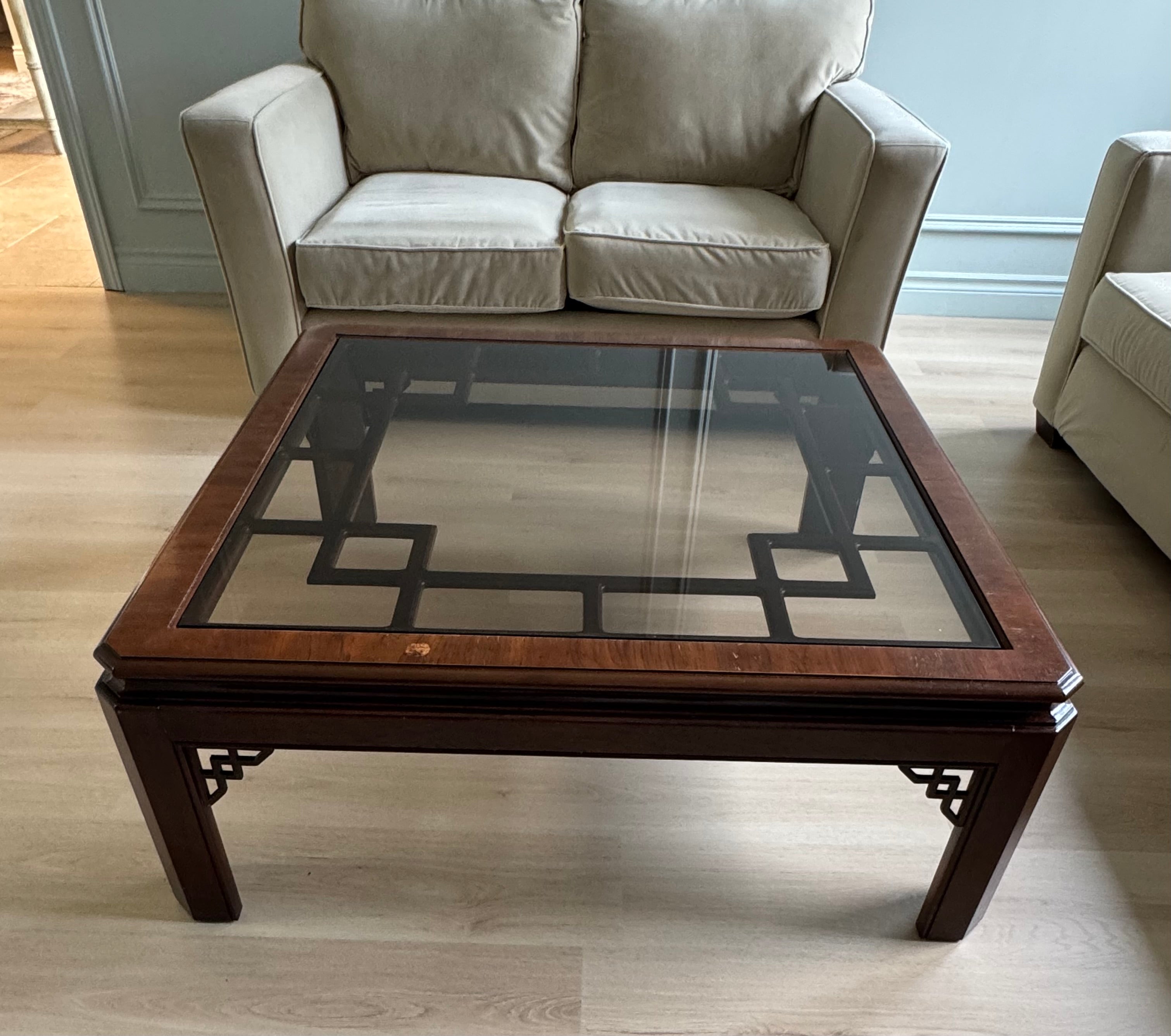 DREXEL Heritage Coffee Table