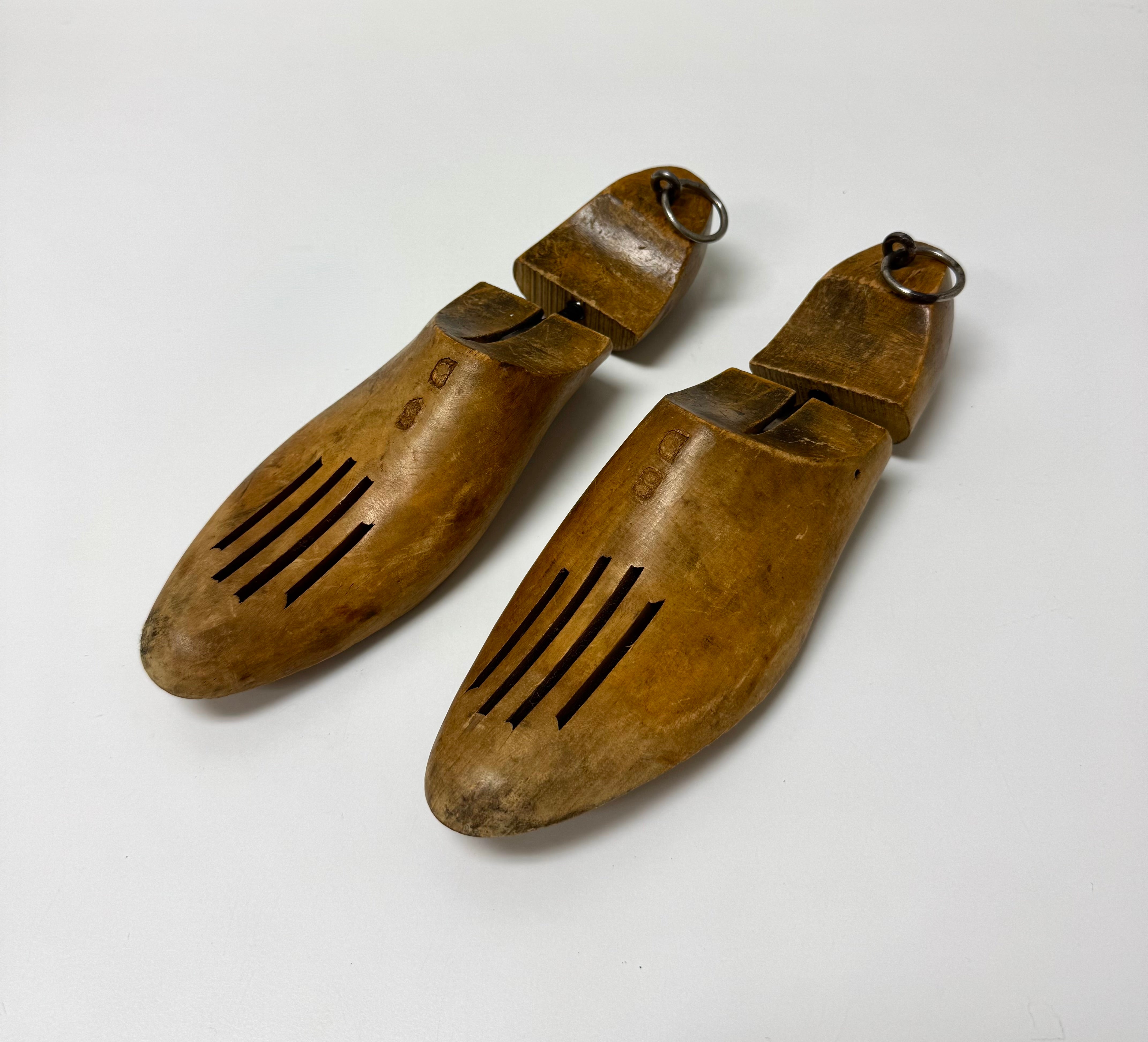 Vintage Wooden Shoe Lasts (8D)