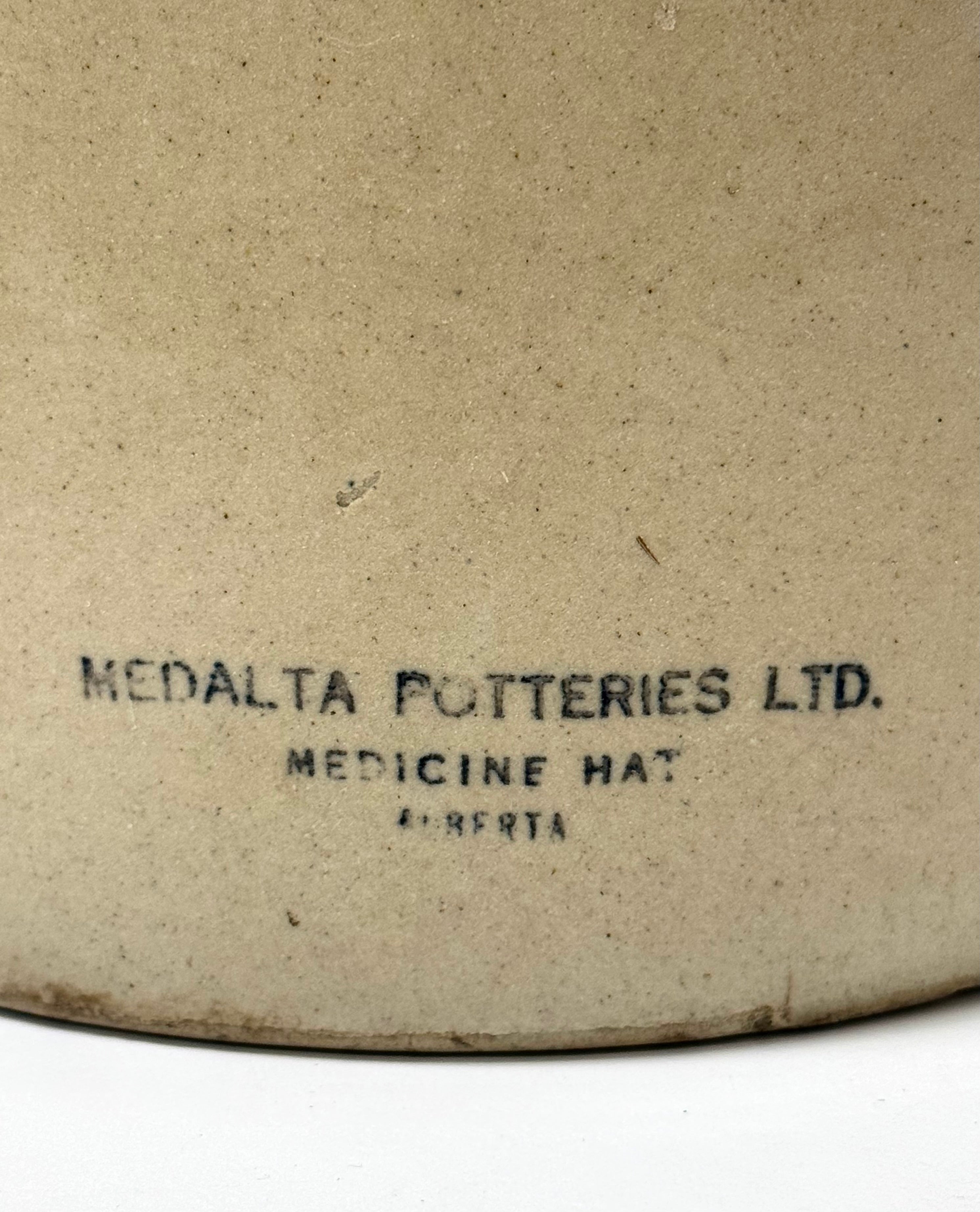 Vintage MEDALTA POTTERIES Crock