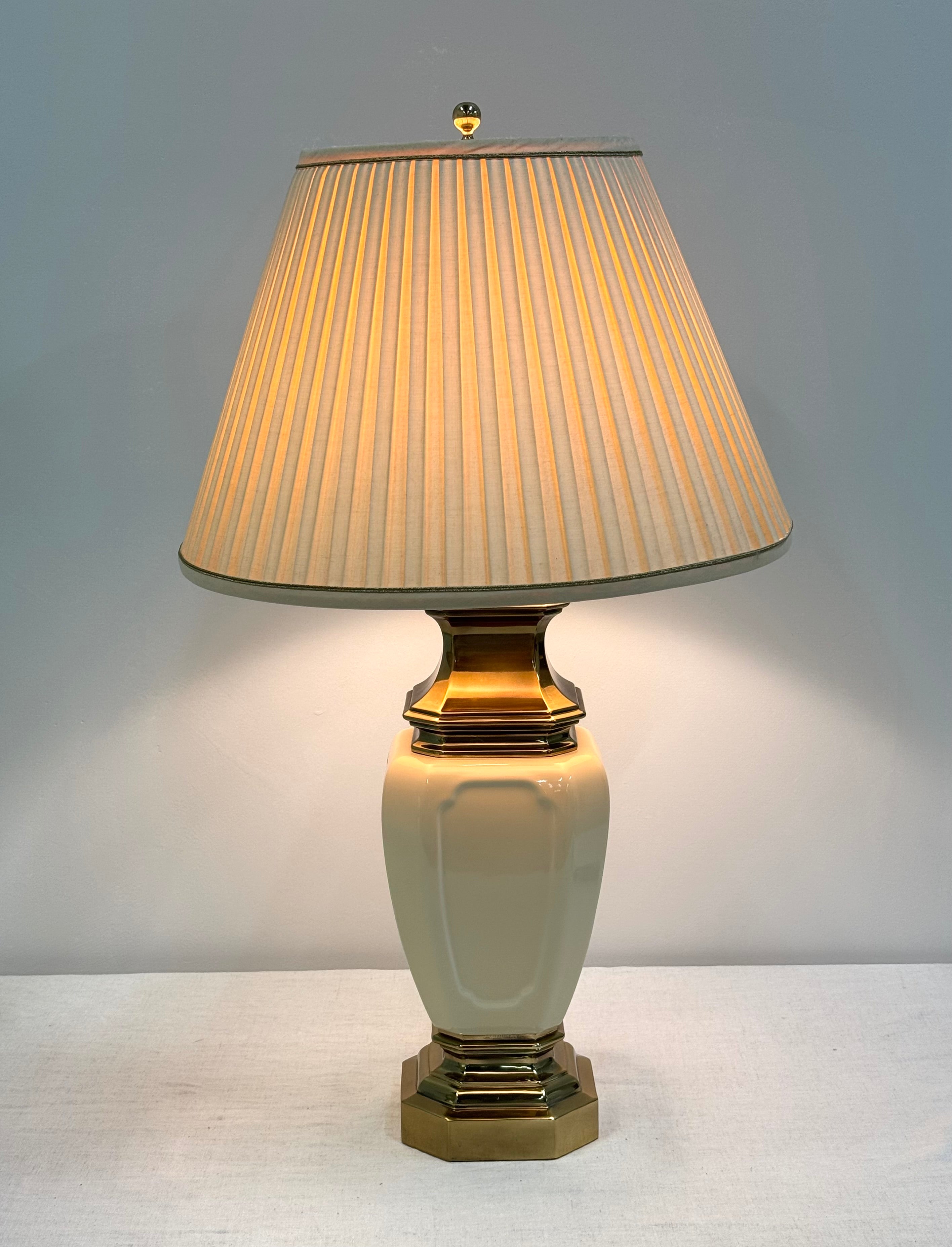 Vintage STIFFEL Cream Ceramic Lamp