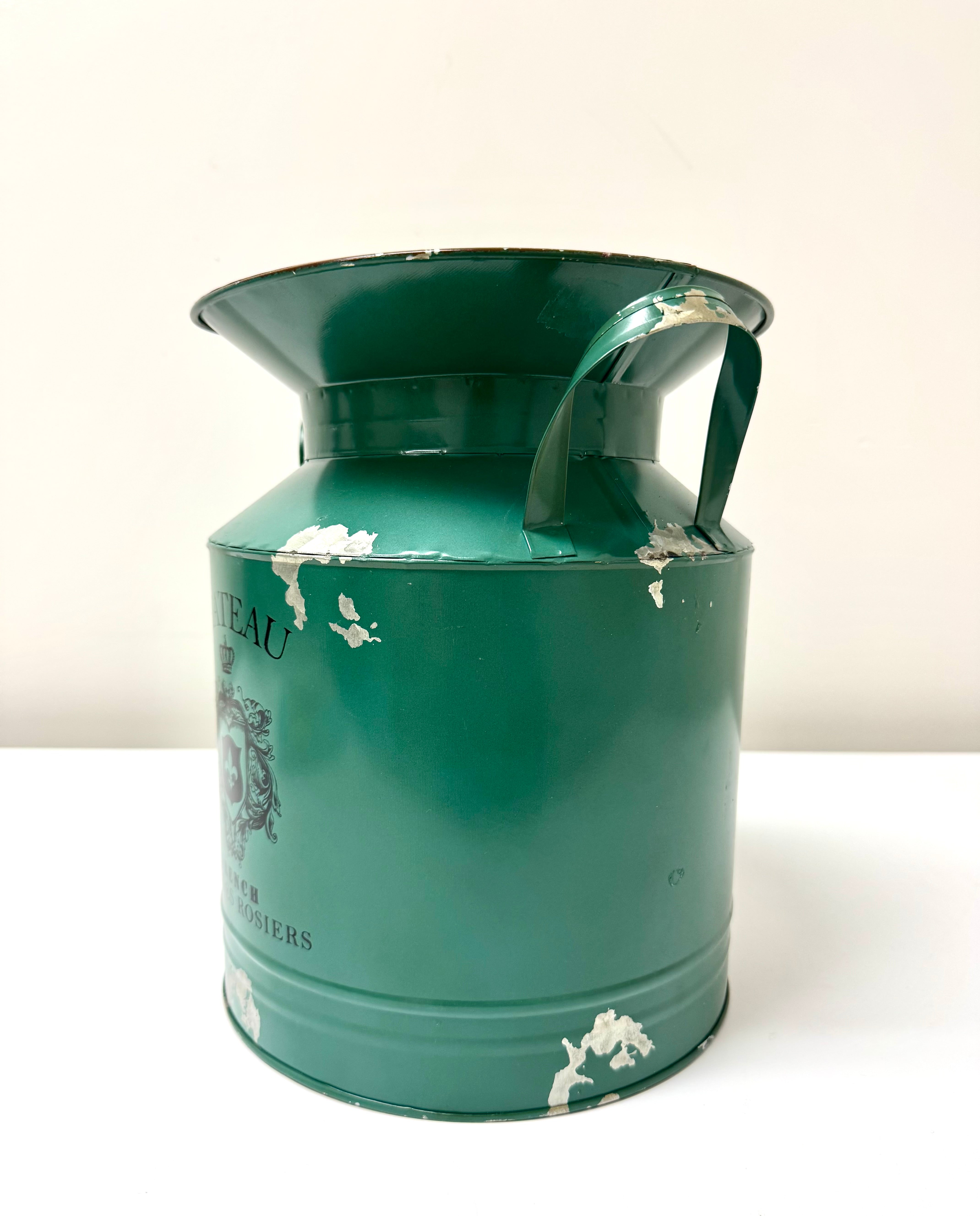 'Chateau Rue des Rosiers' Milk Can