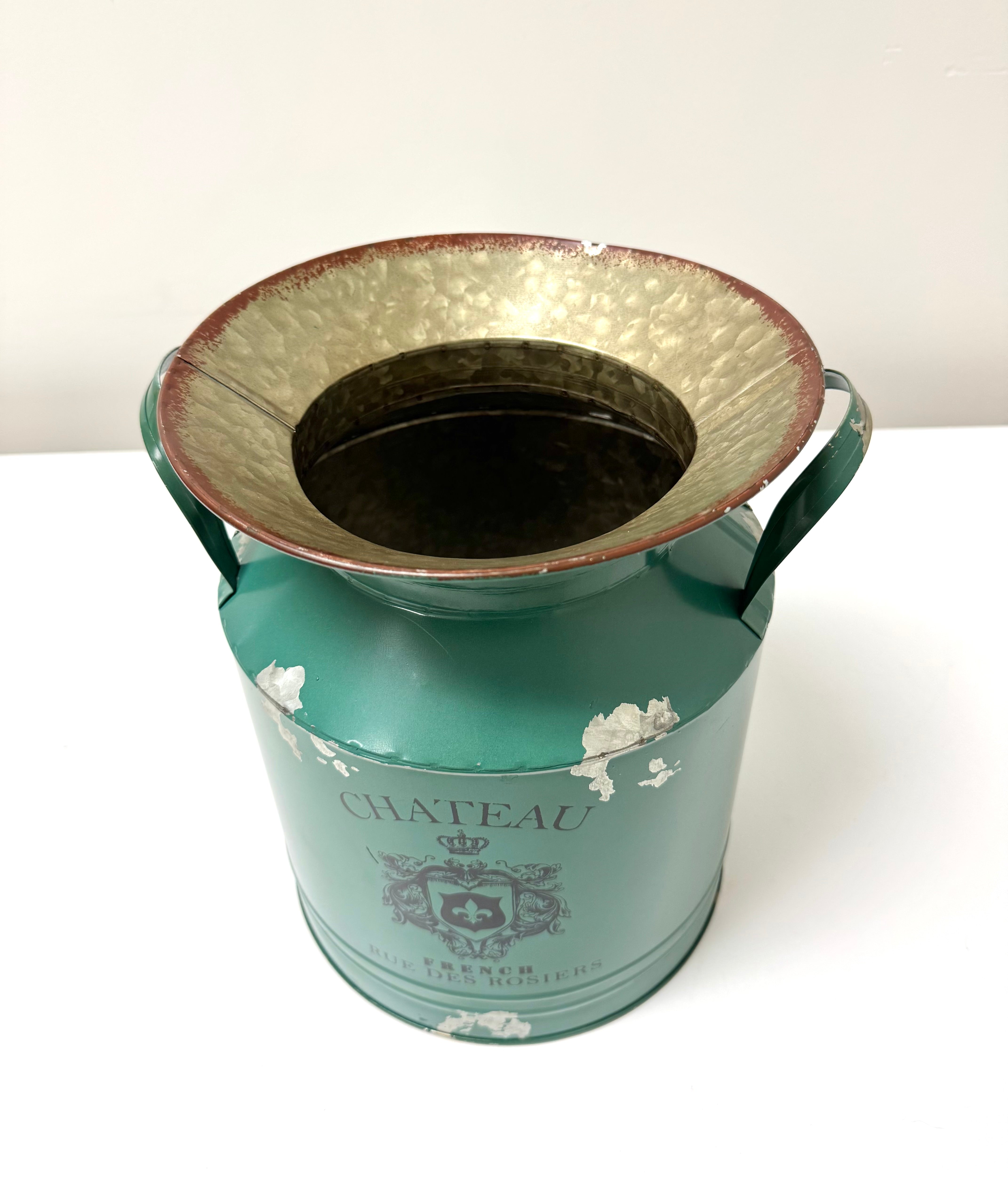 'Chateau Rue des Rosiers' Milk Can