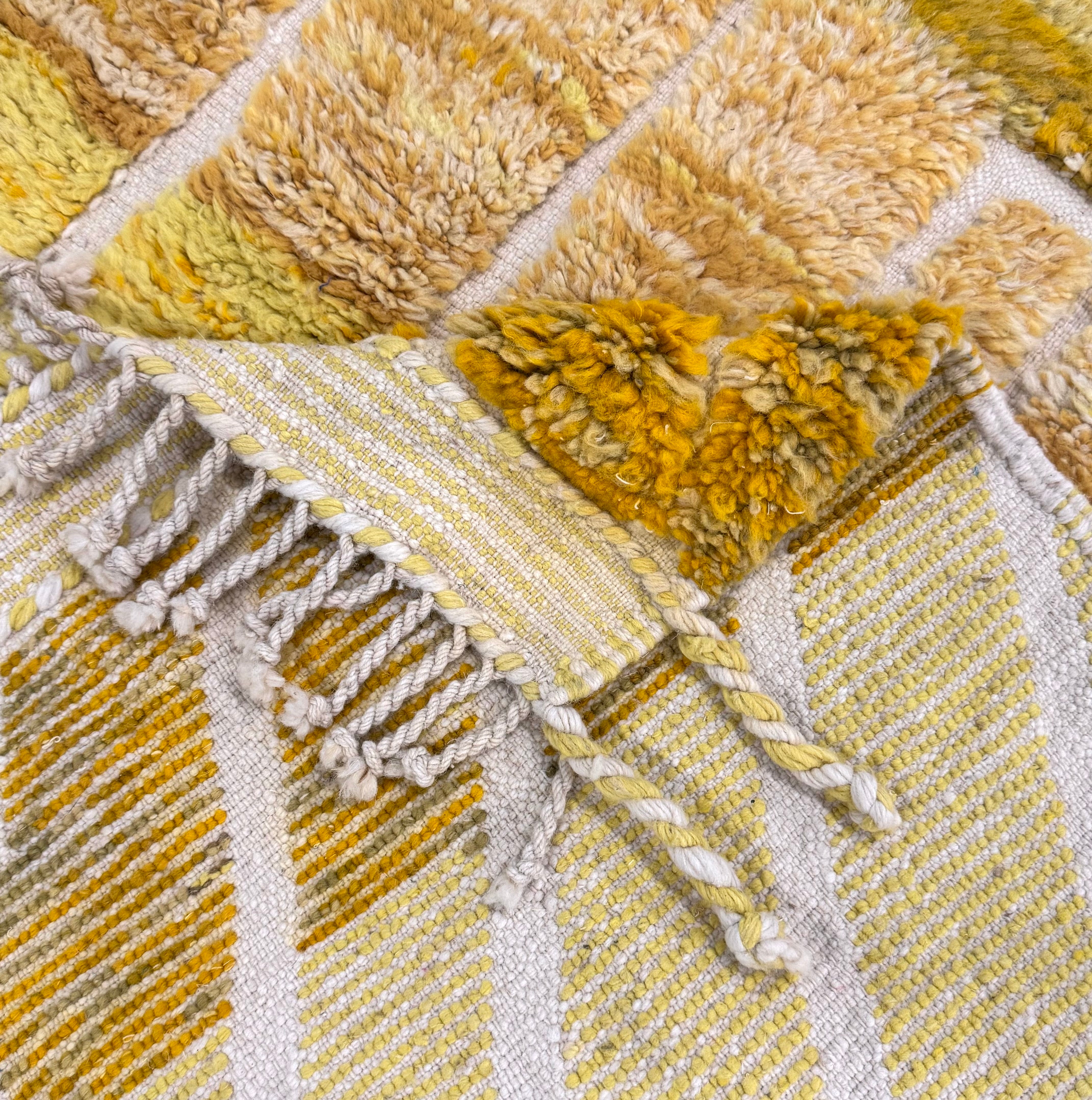 Moroccan Beni Ourain Yellow 41" x61" Rug