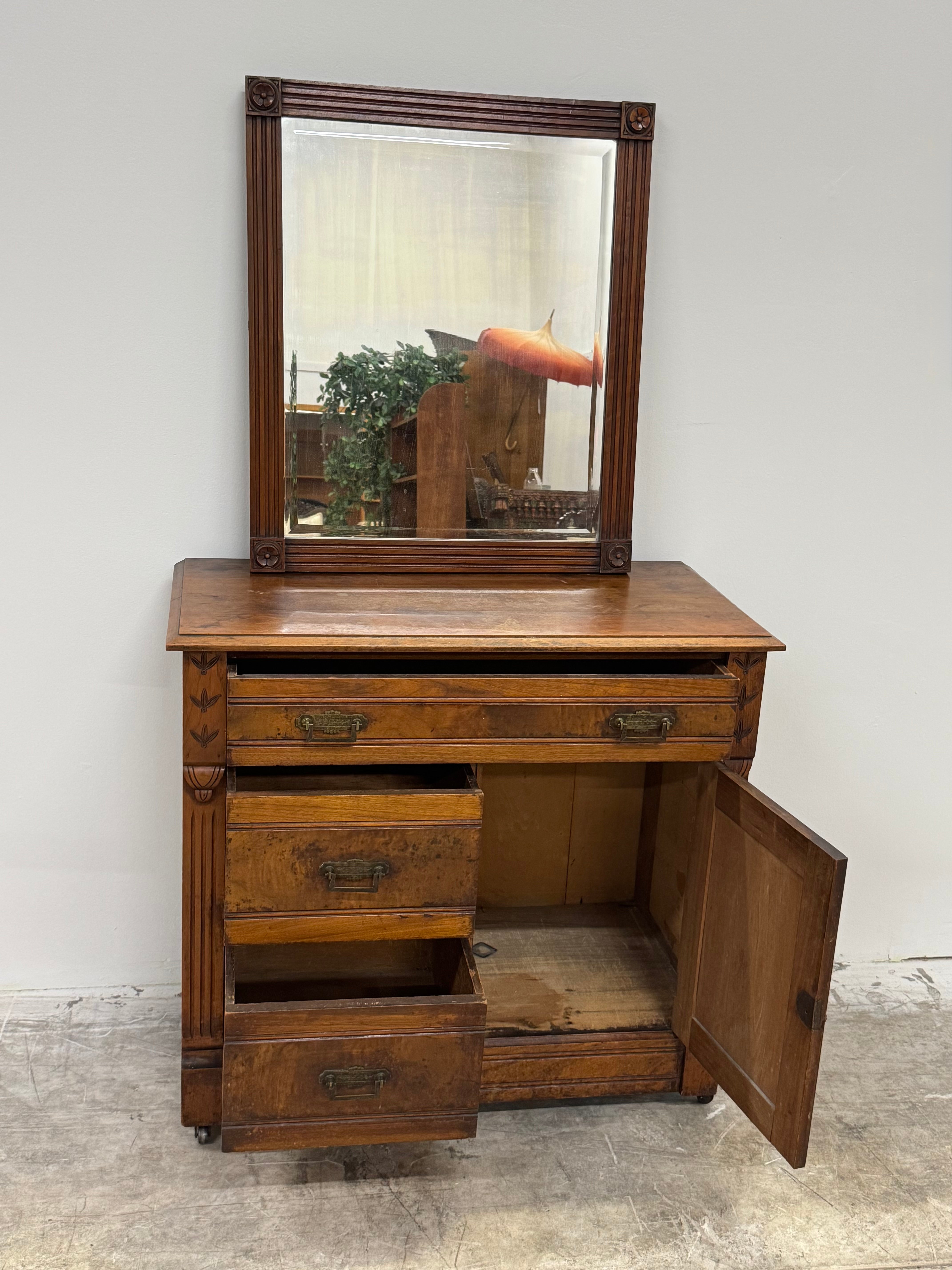Vintage Washstand with Mirror