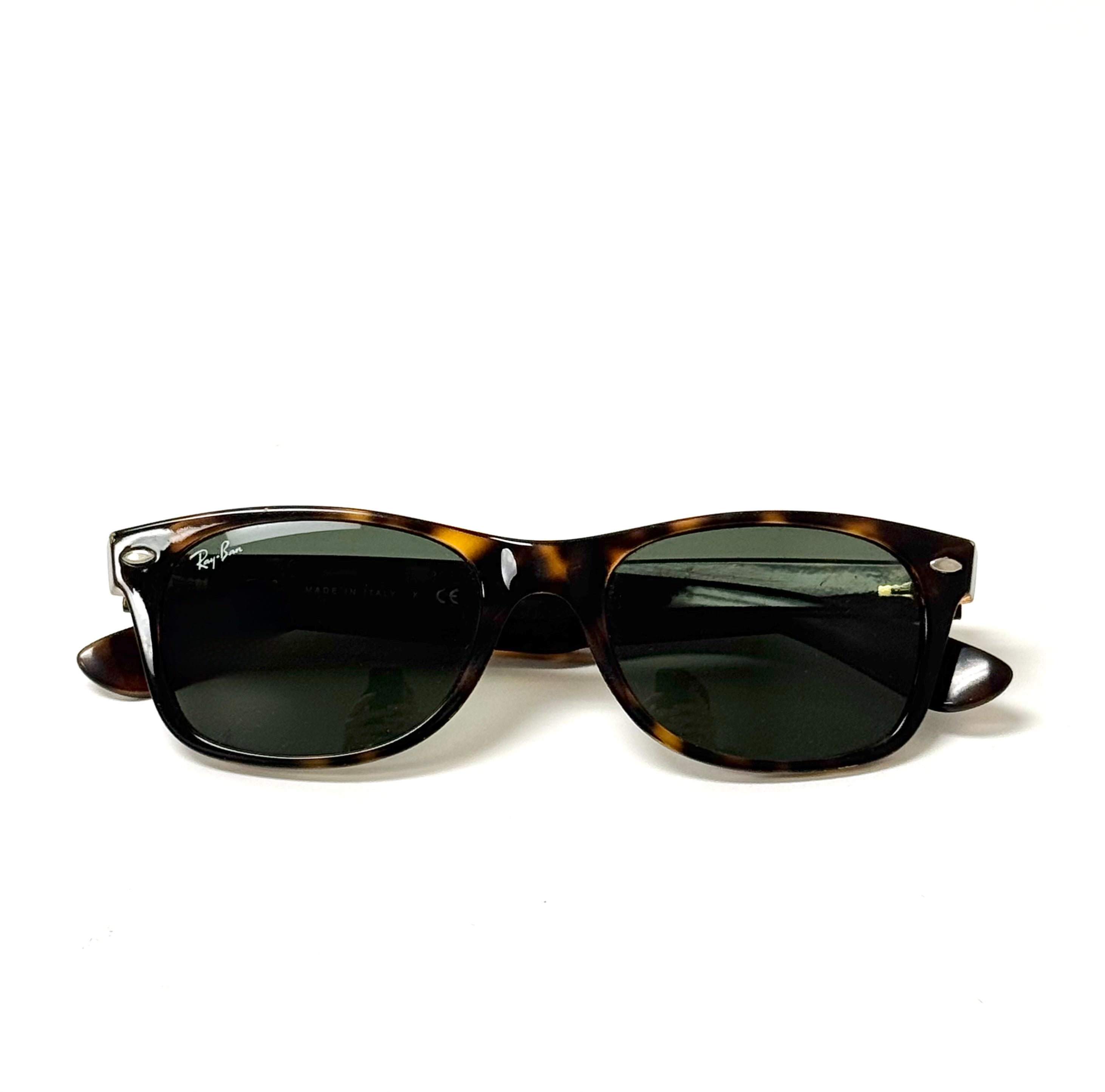 RAY-BAN New Wayfarer Classic Sunglasses