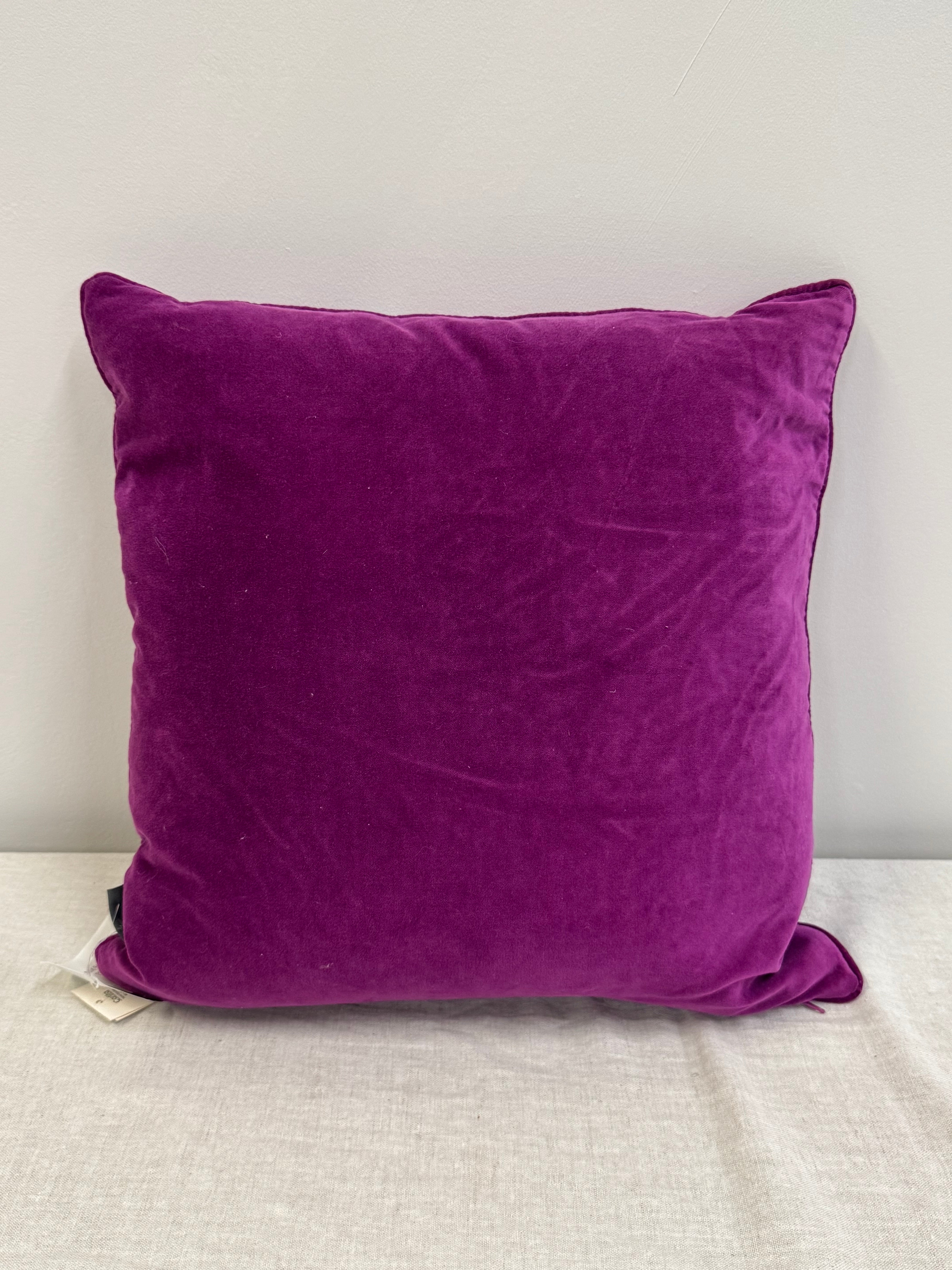 NEW! UPCOUNTRY Purple Floral 18" Pillow