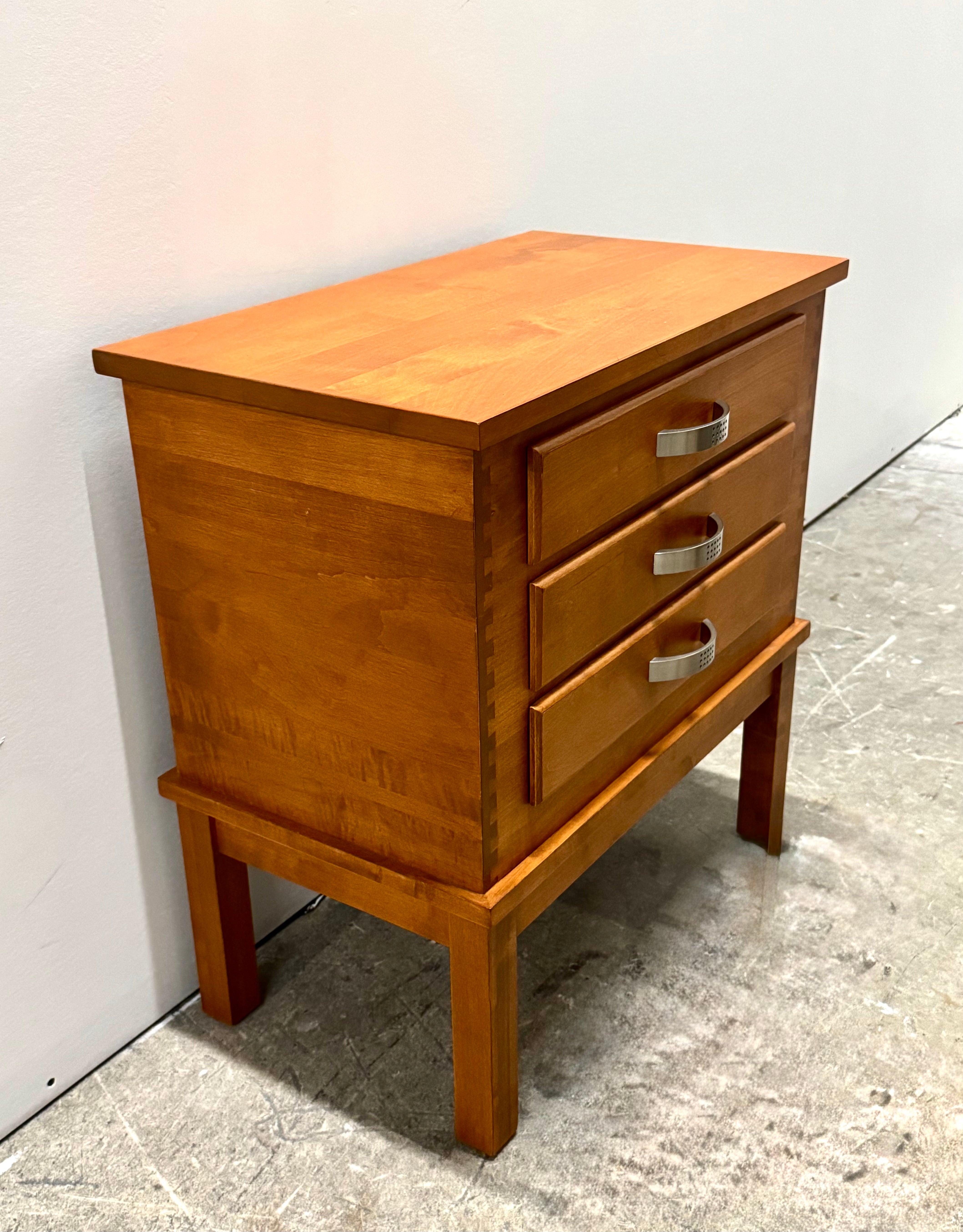 Three-drawer Night Stand