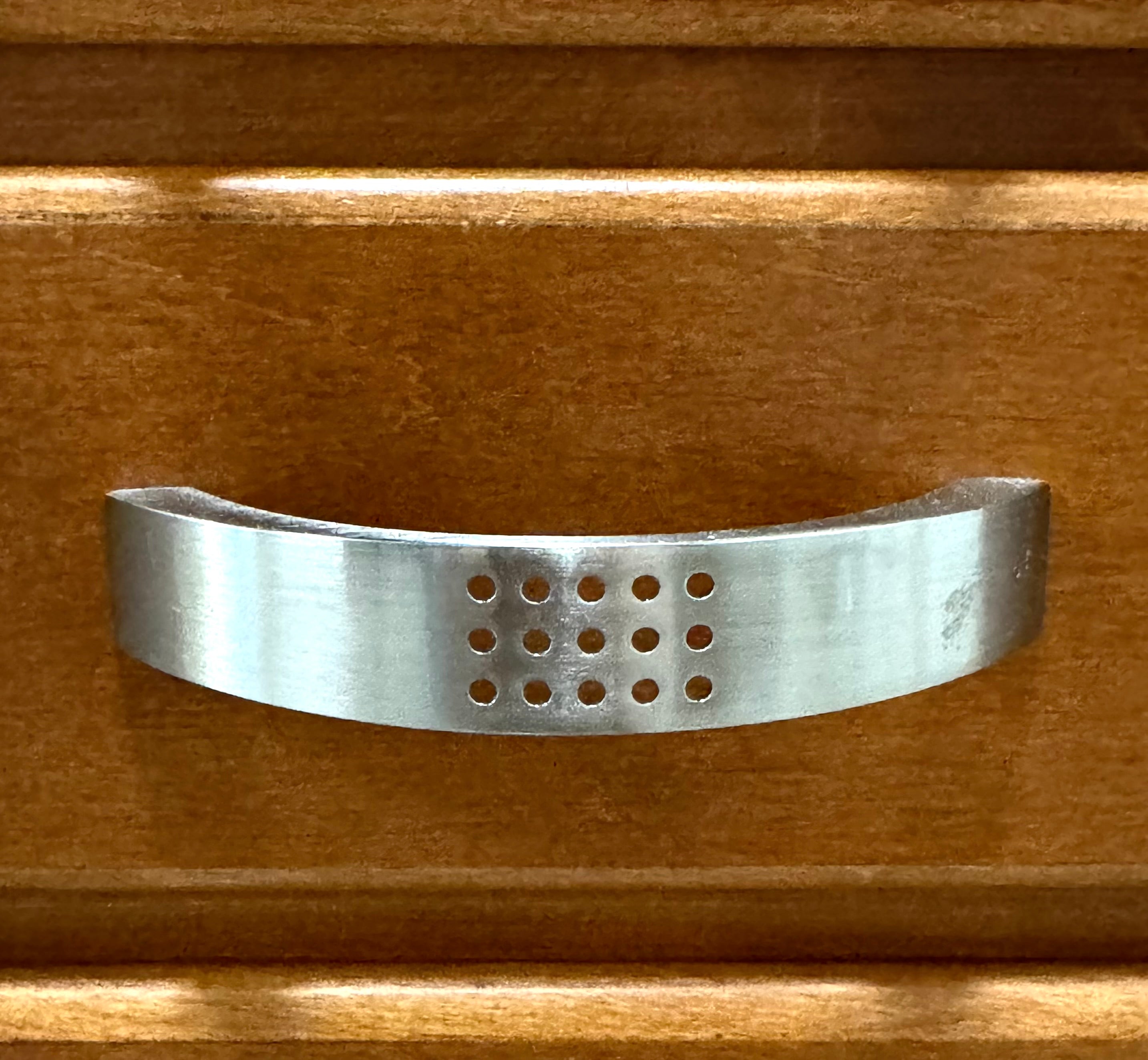 Three-drawer Night Stand