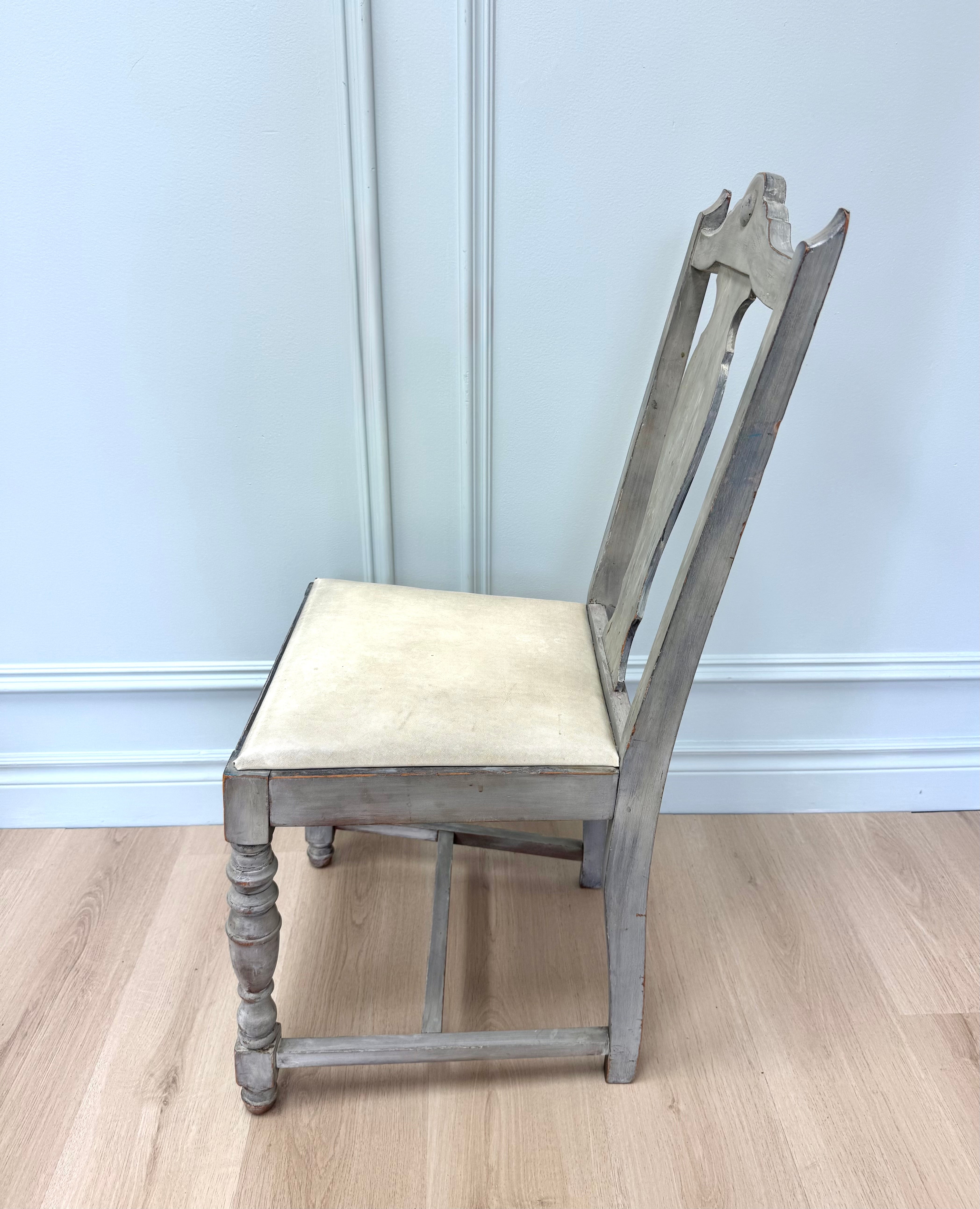 Country Gray Chair