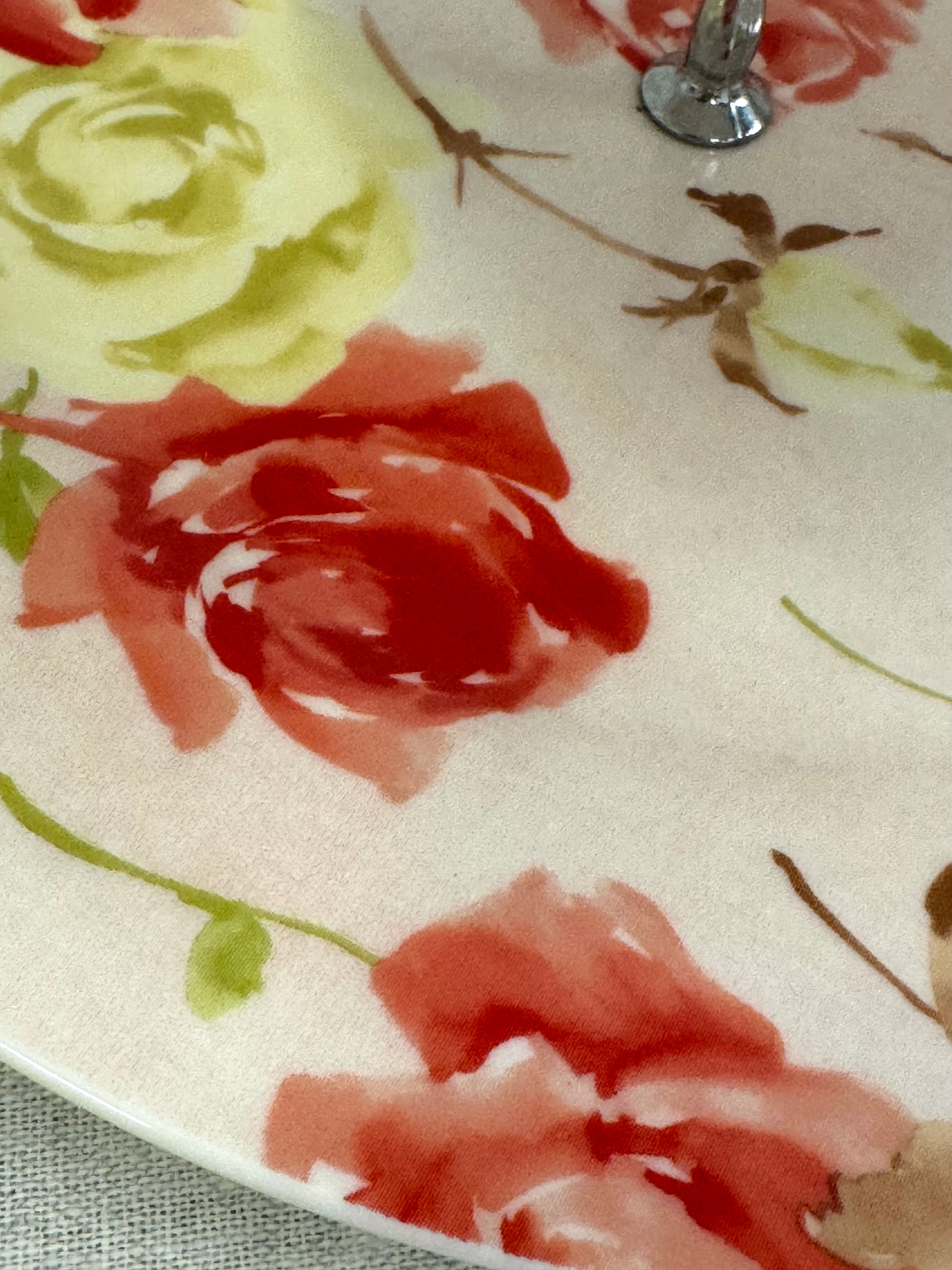 Roses and Polka Dots Three-tier Pastry Tray