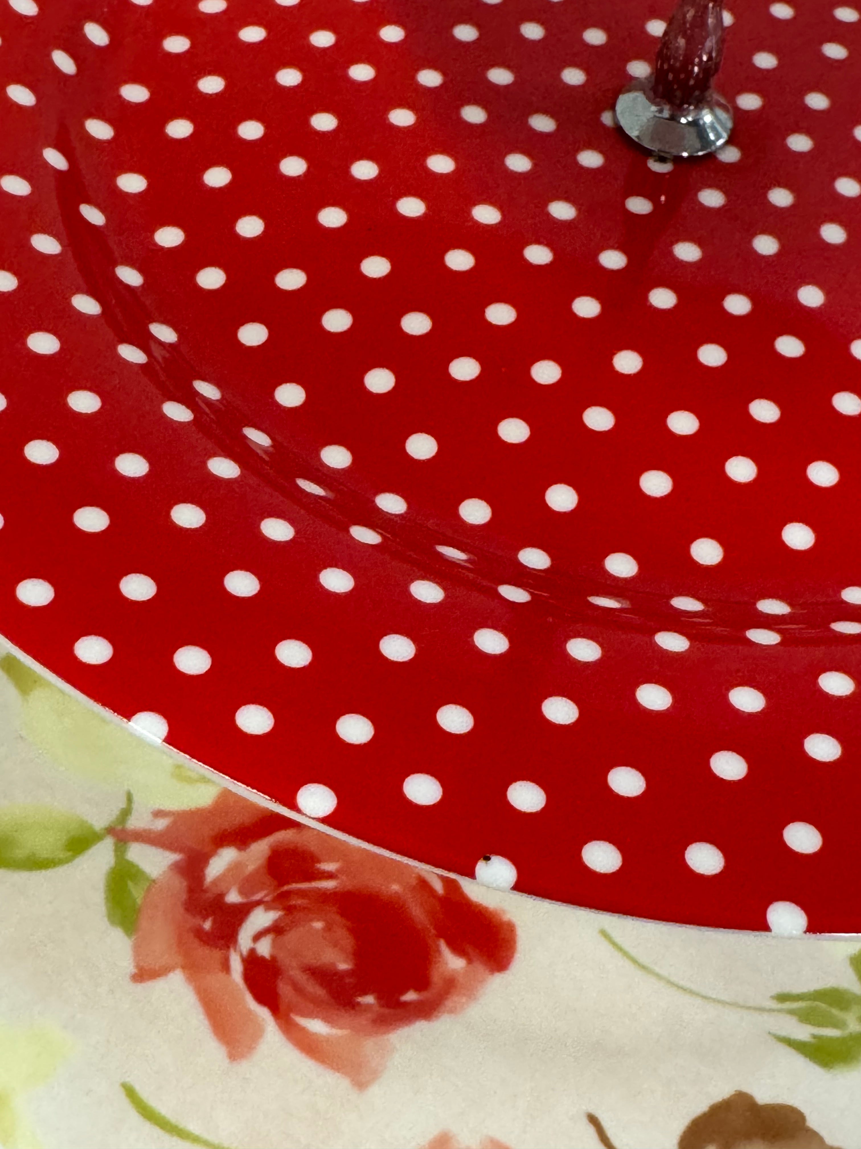Roses and Polka Dots Three-tier Pastry Tray