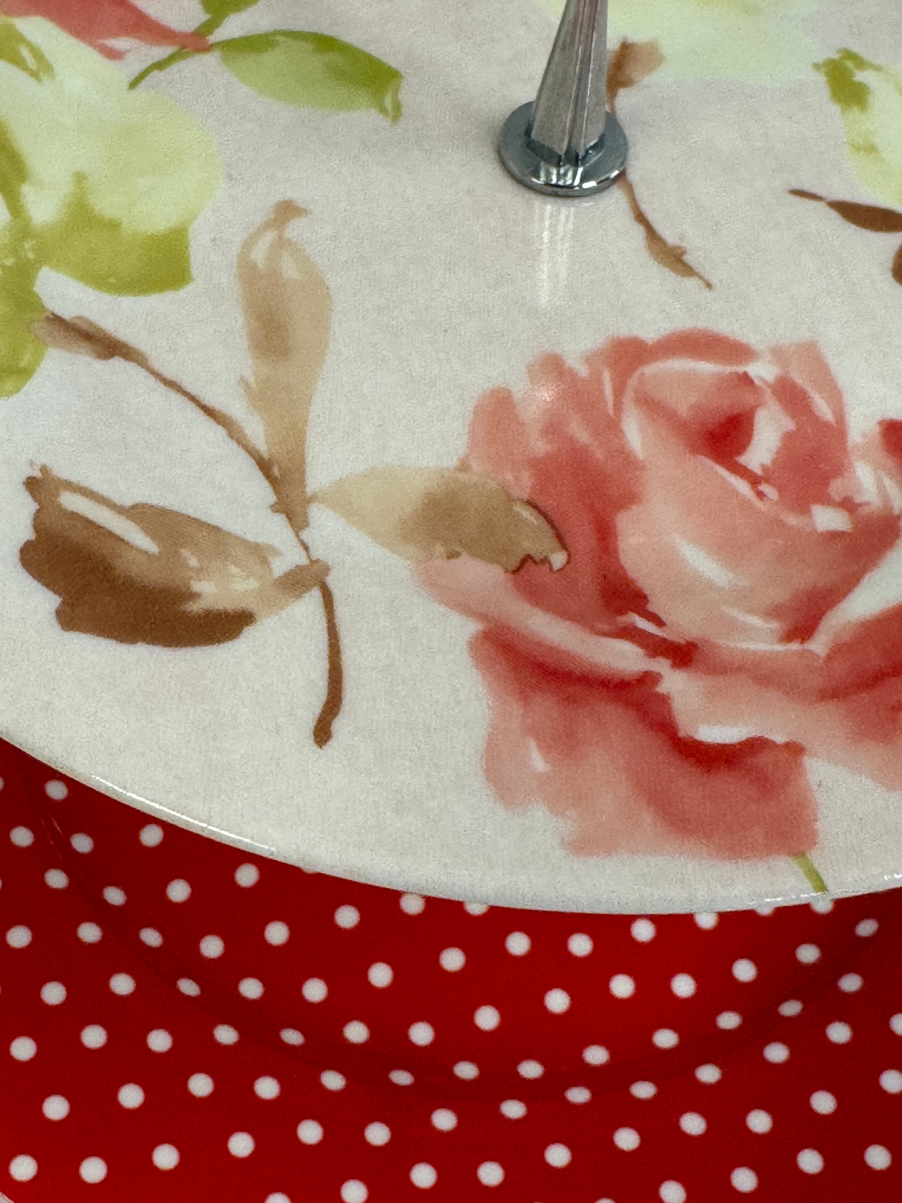 Roses and Polka Dots Three-tier Pastry Tray