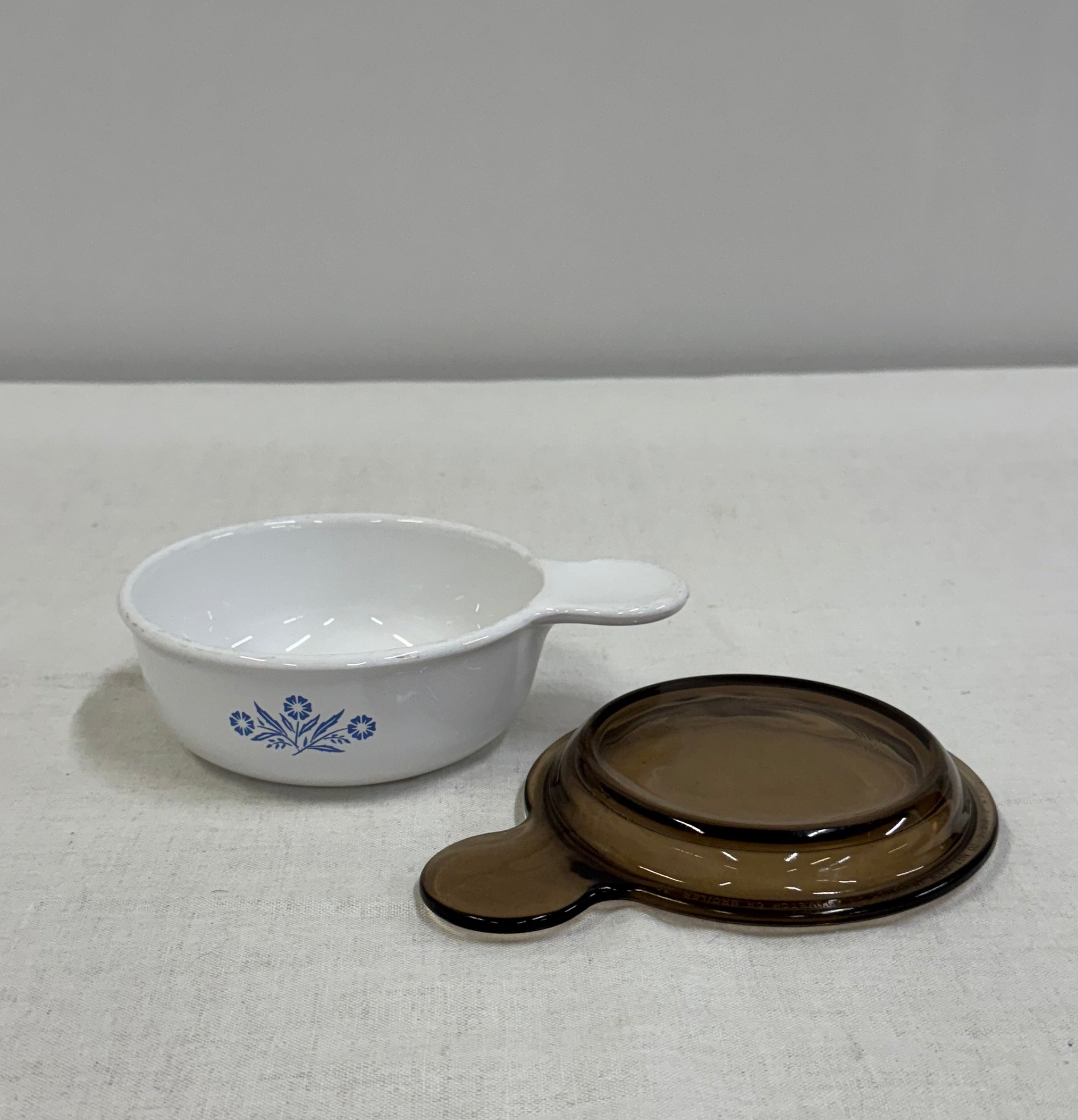'Cornflower' Grab-it Bowl with Lid