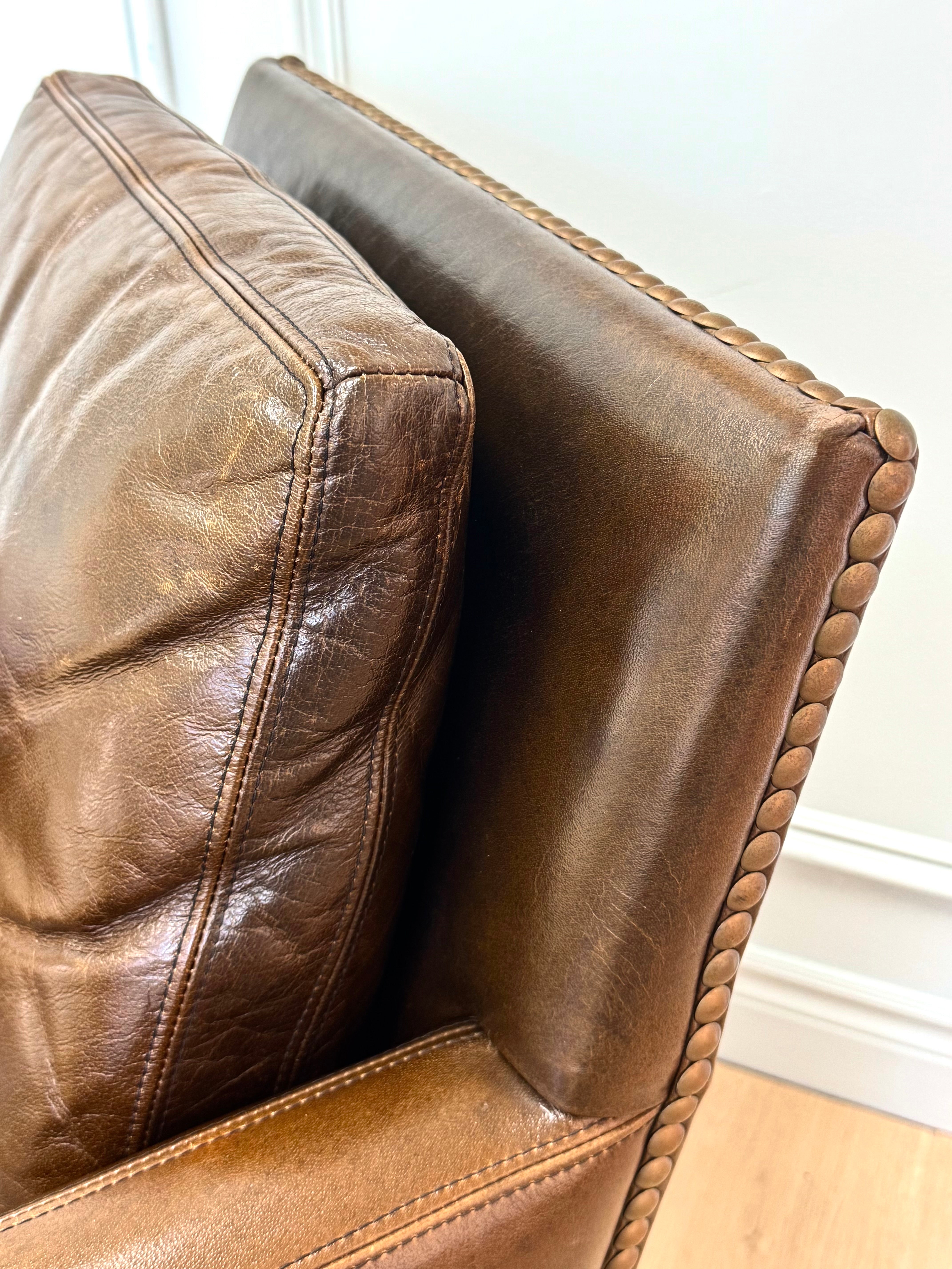 ELTE Burnished Brown Leather Chair