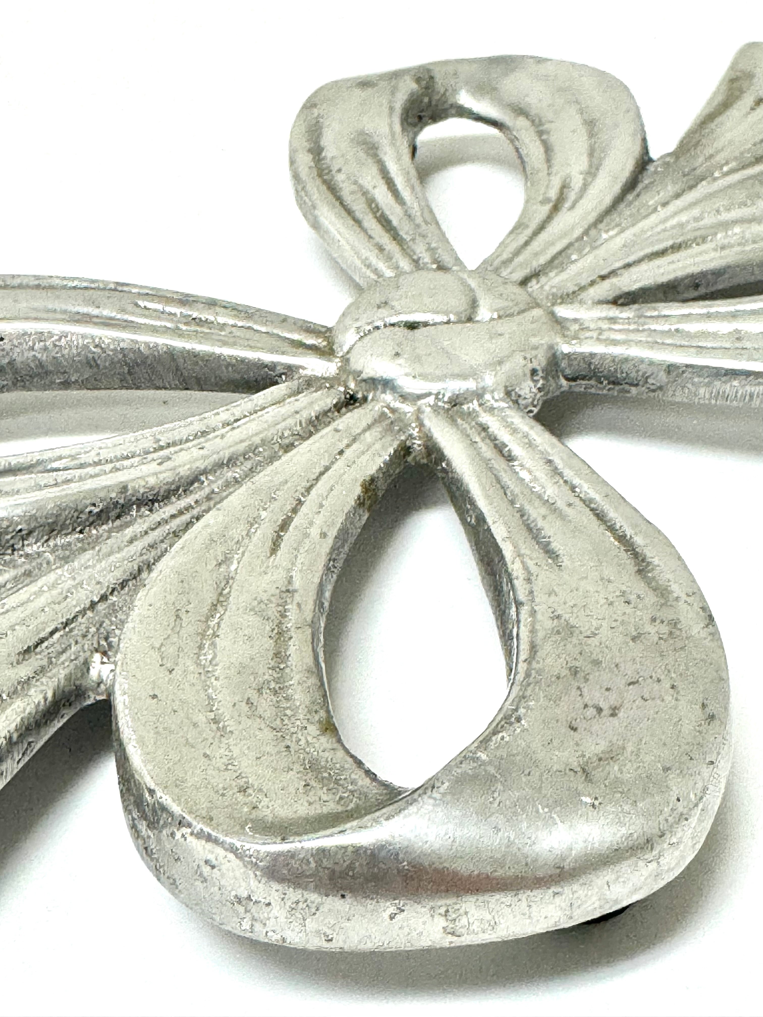 Vintage Aluminum Bow Trivet
