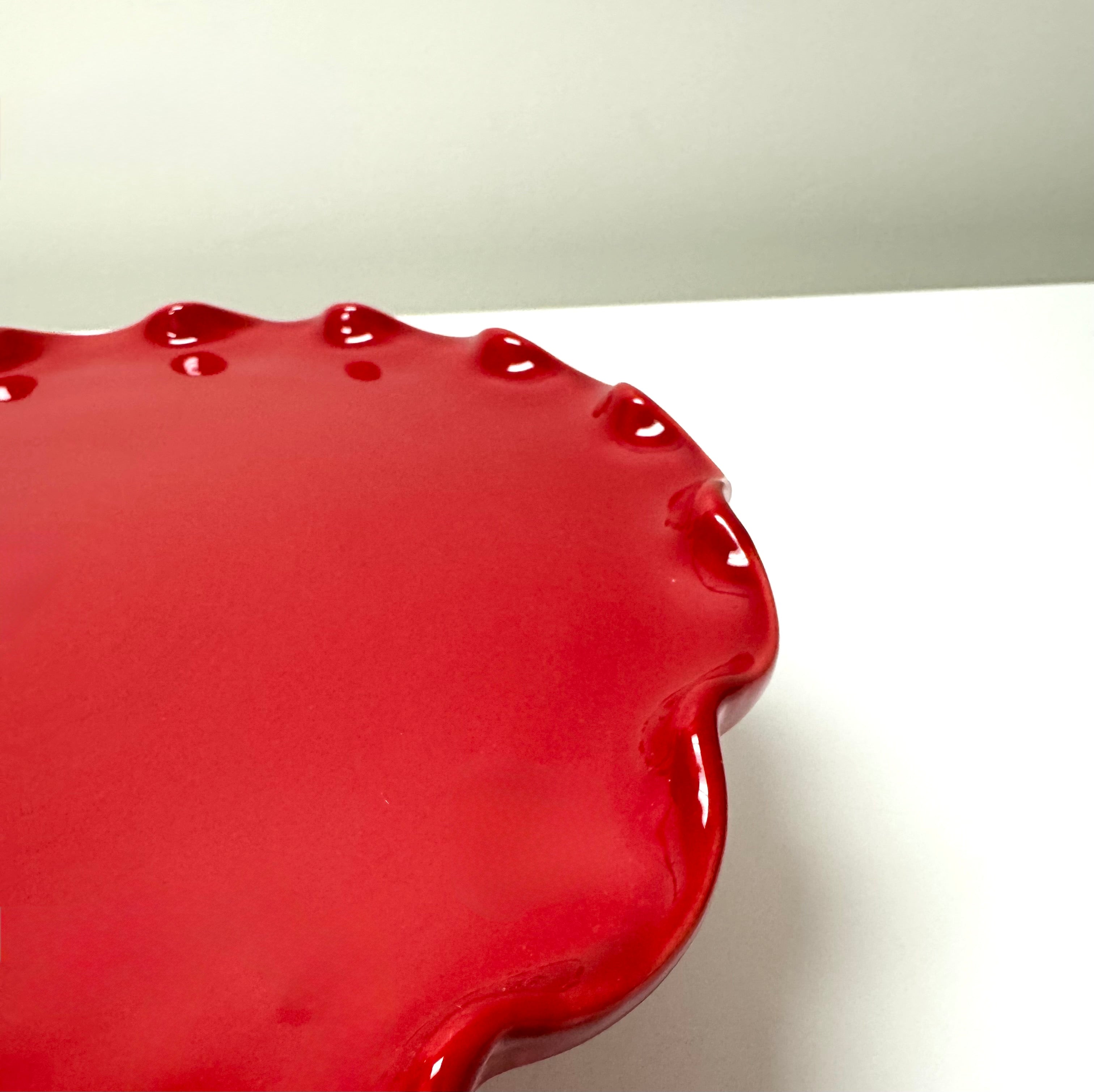 Red Ruffle Ceramic Cake Stand