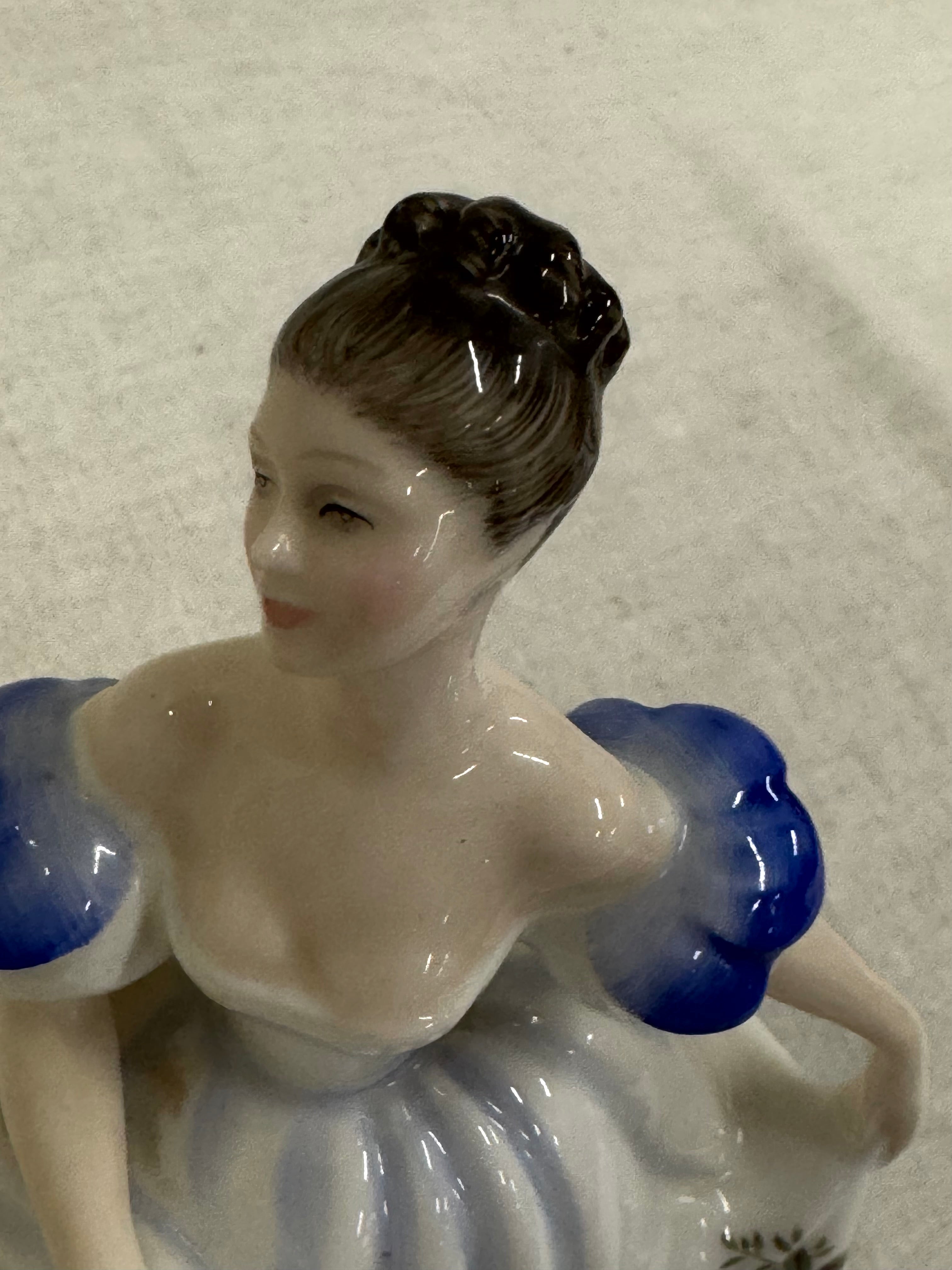 ROYAL DOULTON 'Beatrice' Figurine