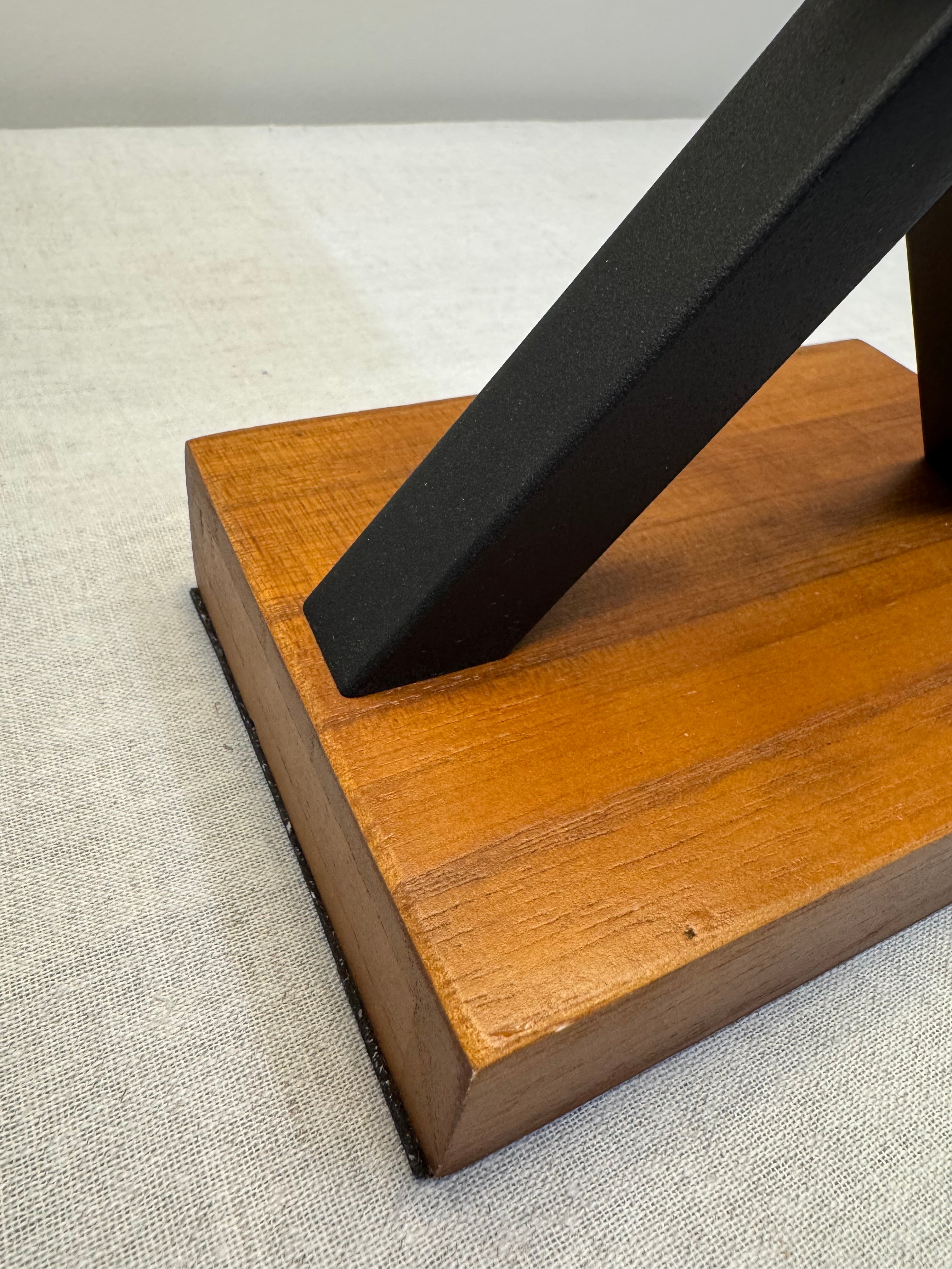 Matte Black Open Criss Cross Lamp